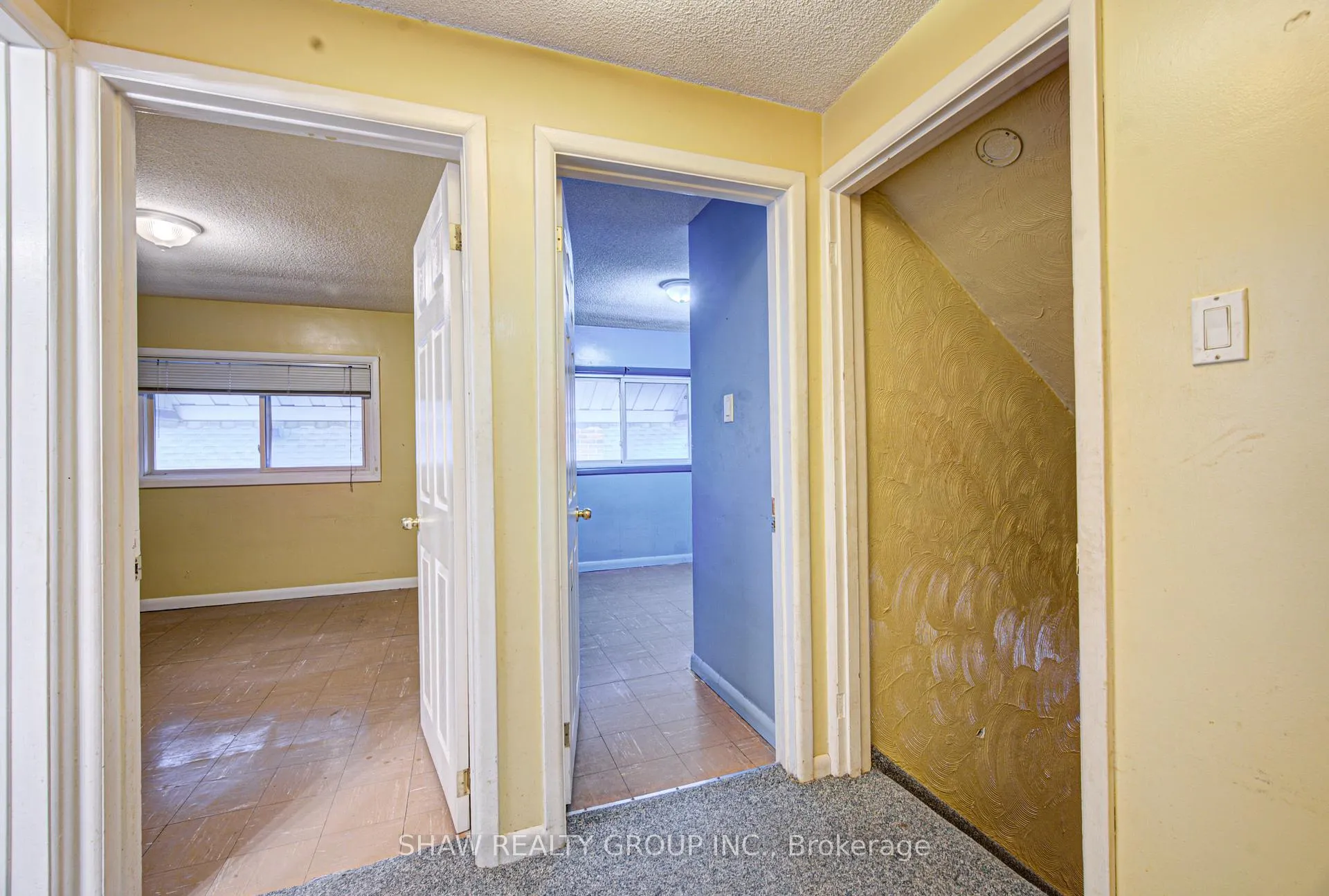 Photo 23 of 119 Cameron Avenue S, Hamilton, Bartonville — HOMEH