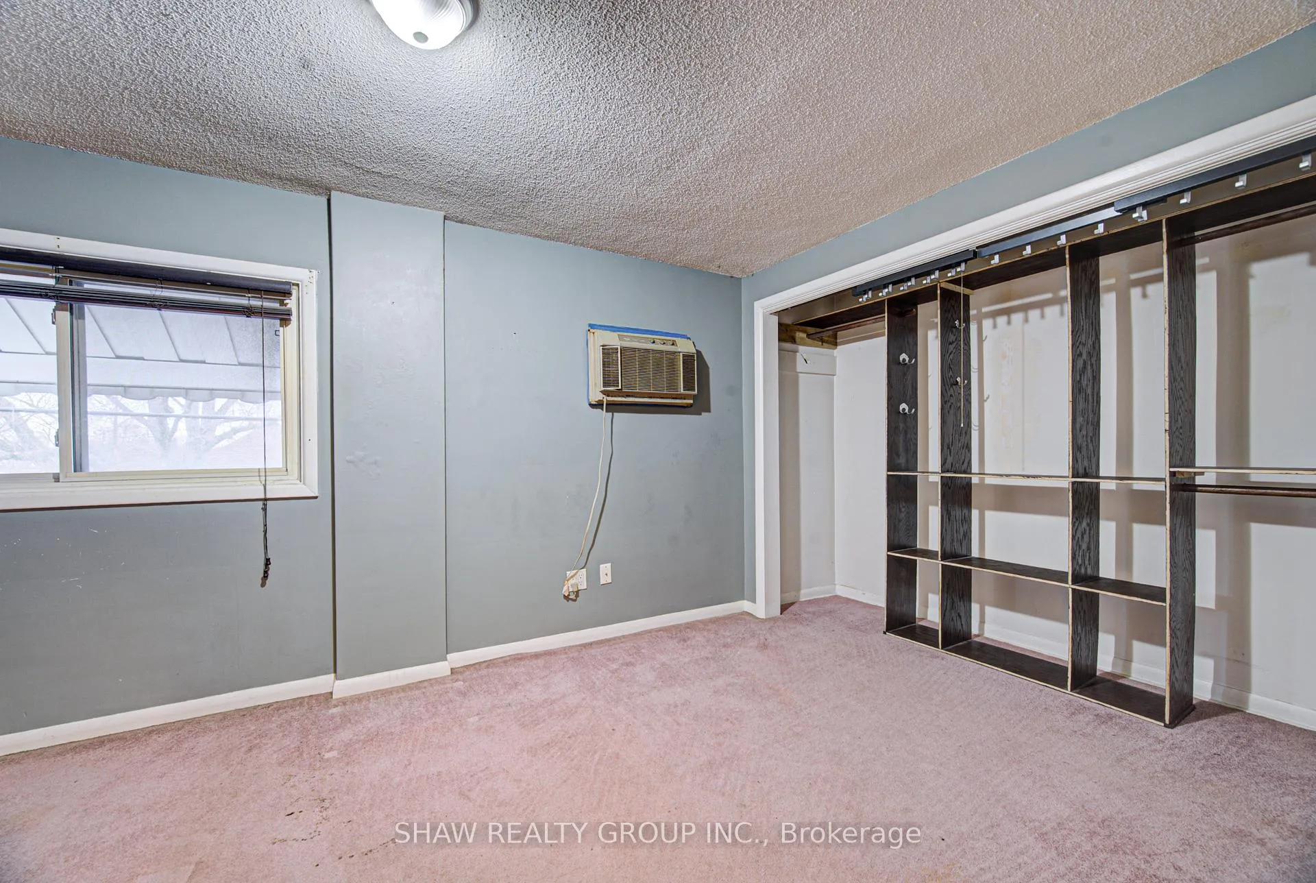 Photo 24 of 119 Cameron Avenue S, Hamilton, Bartonville — HOMEH