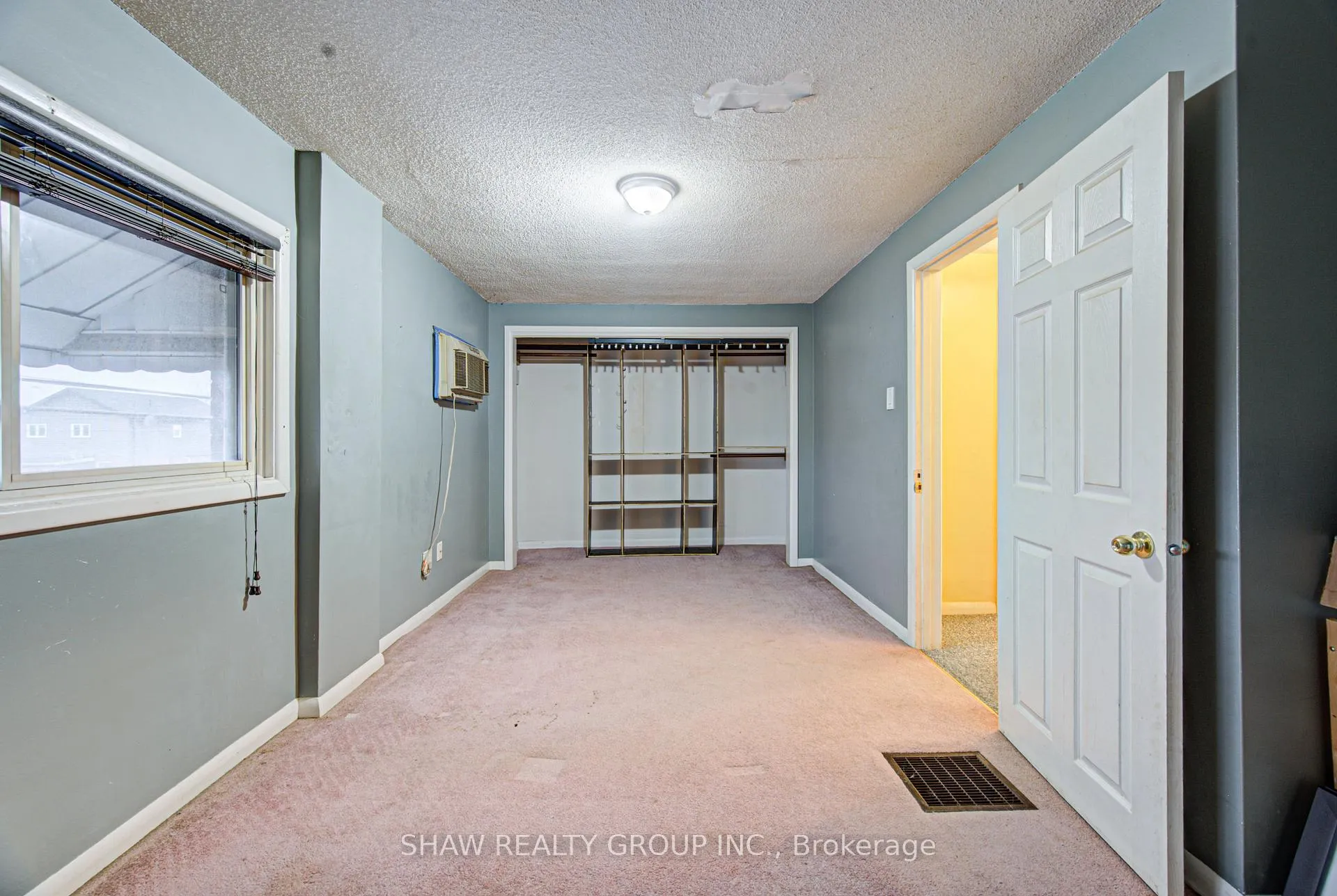 Photo 25 of 119 Cameron Avenue S, Hamilton, Bartonville — HOMEH