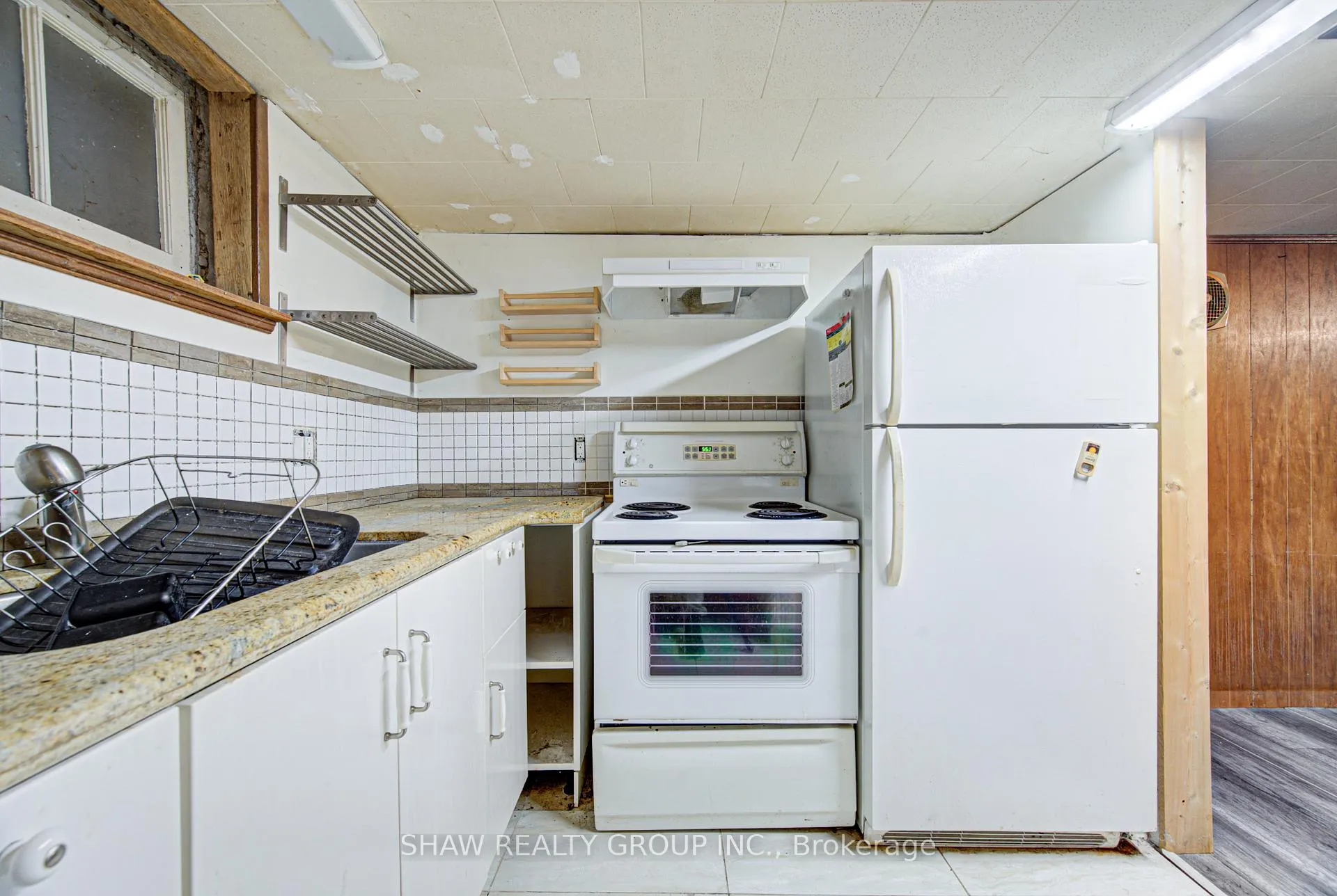 Photo 34 of 119 Cameron Avenue S, Hamilton, Bartonville — HOMEH