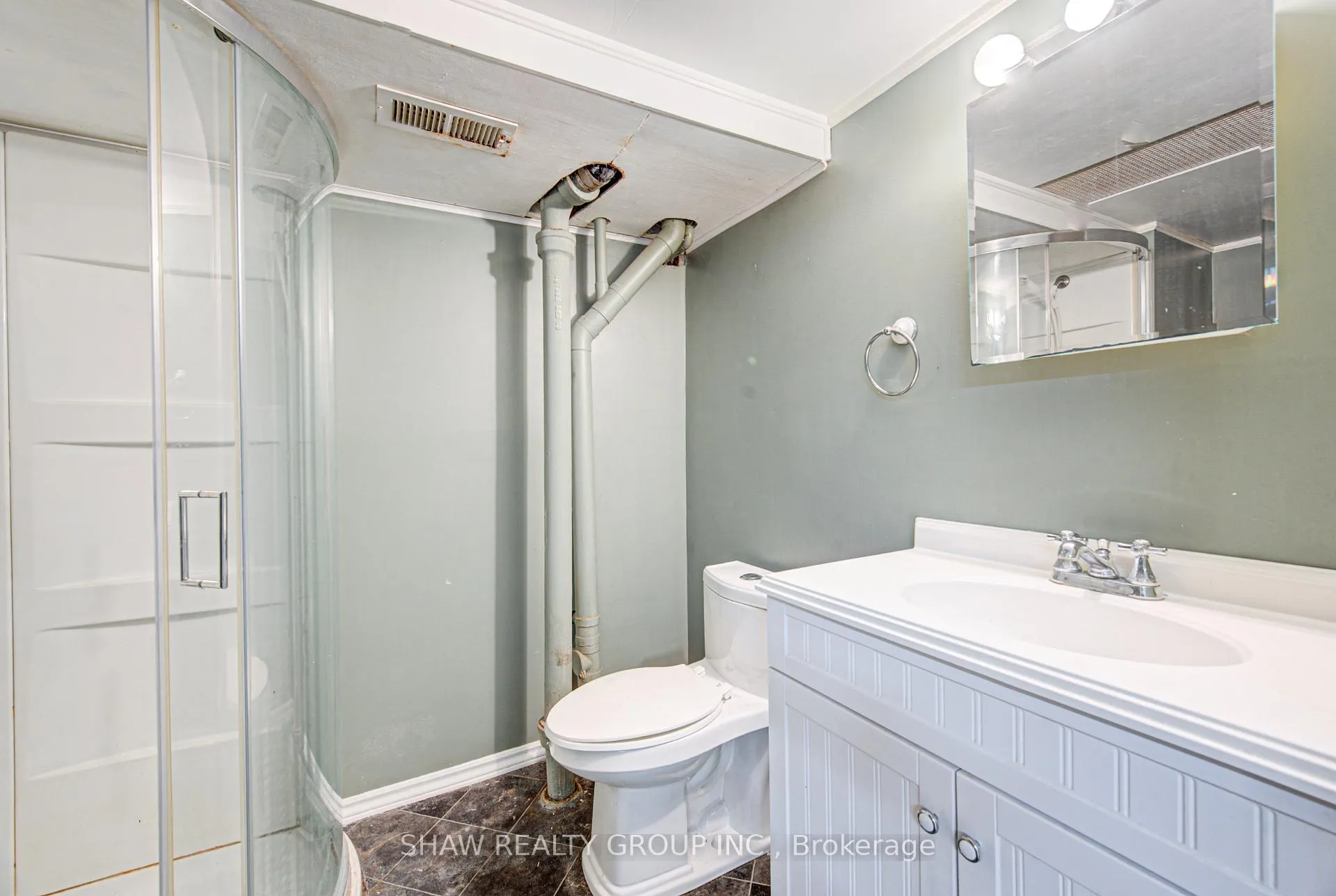 Photo 35 of 119 Cameron Avenue S, Hamilton, Bartonville — HOMEH