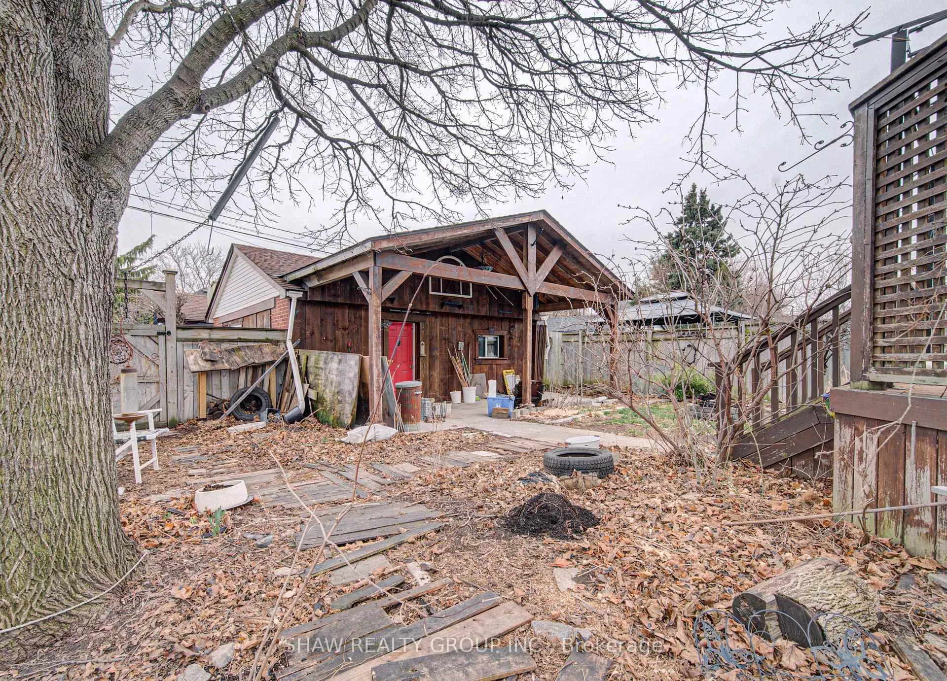 Photo 42 of 119 Cameron Avenue S, Hamilton, Bartonville — HOMEH