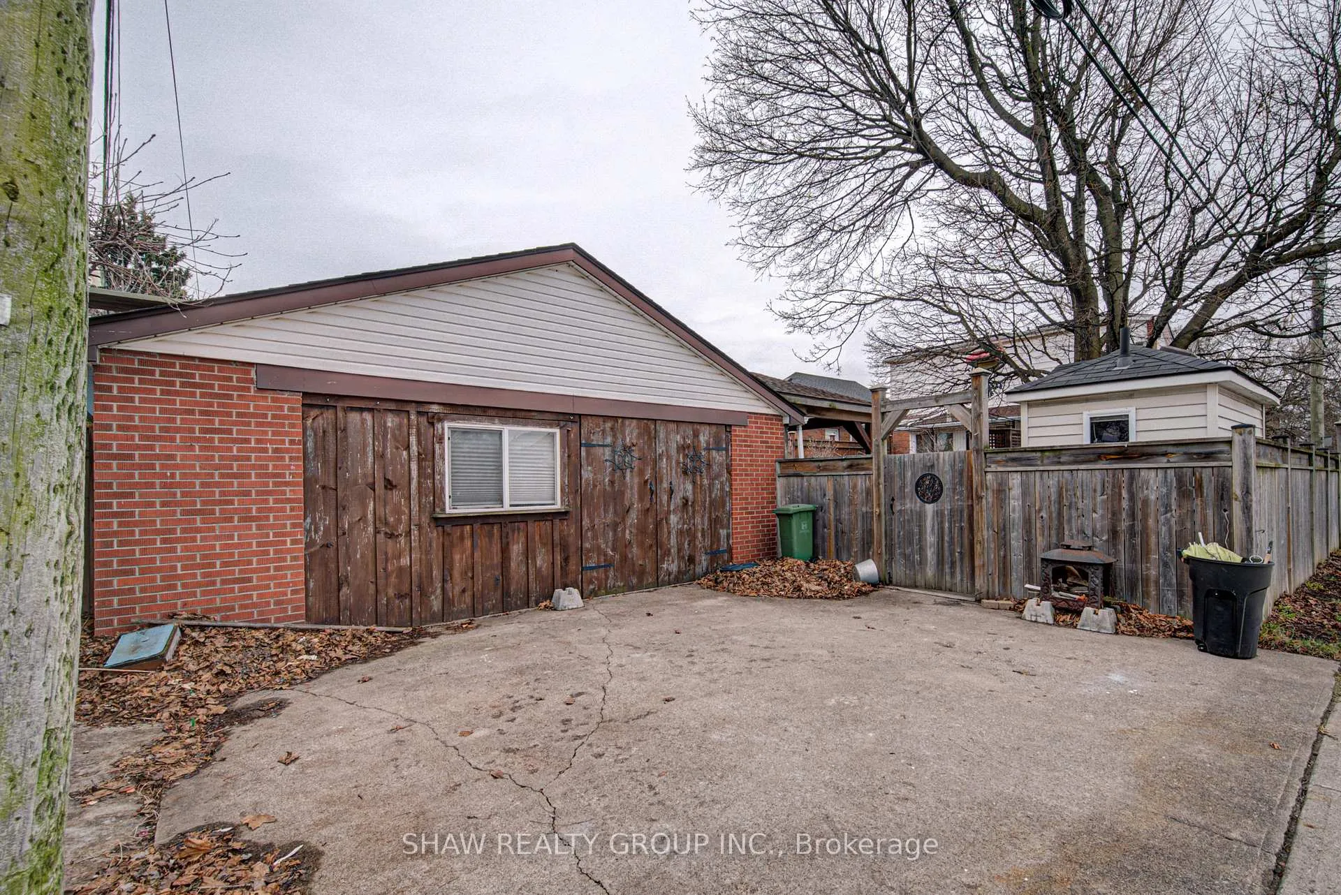Photo 47 of 119 Cameron Avenue S, Hamilton, Bartonville — HOMEH