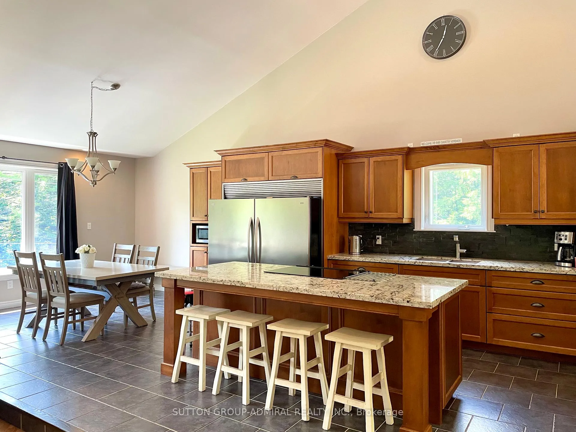 Photo 9 of 1579 Golden Beach Road, Bracebridge, Monck (Bracebridge) — HOMEH