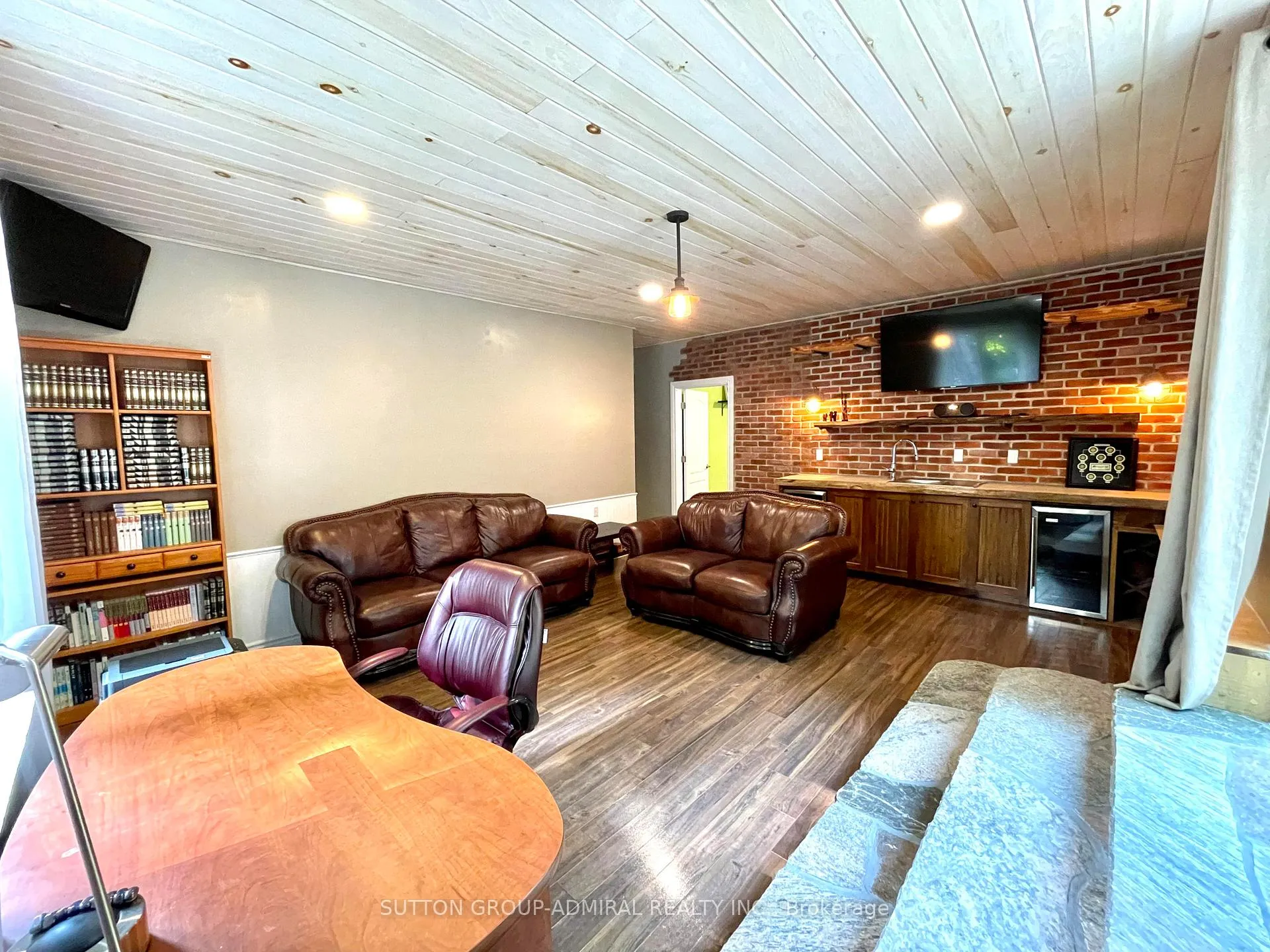 Photo 18 of 1579 Golden Beach Road, Bracebridge, Monck (Bracebridge) — HOMEH