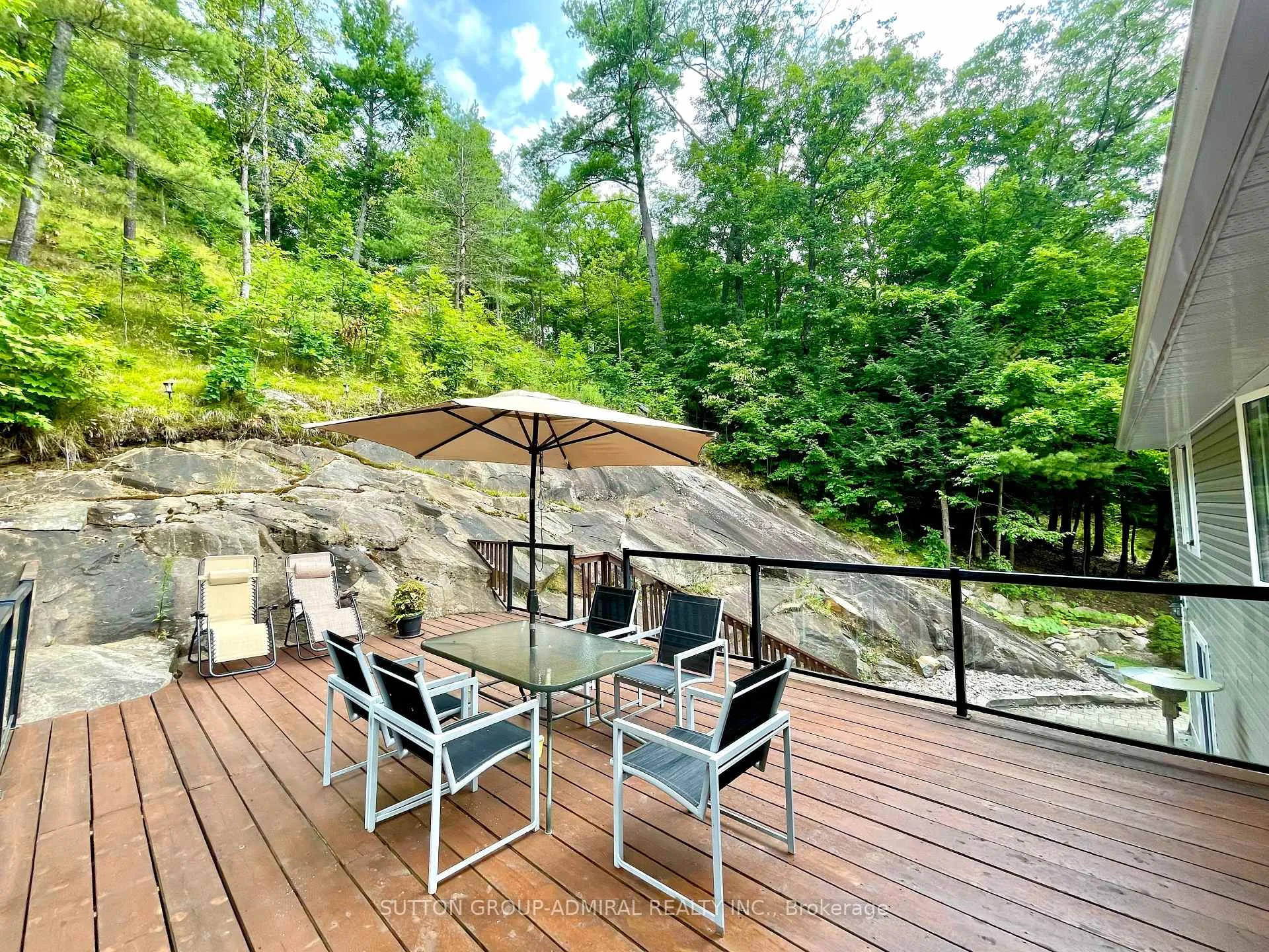 Photo 26 of 1579 Golden Beach Road, Bracebridge, Monck (Bracebridge) — HOMEH