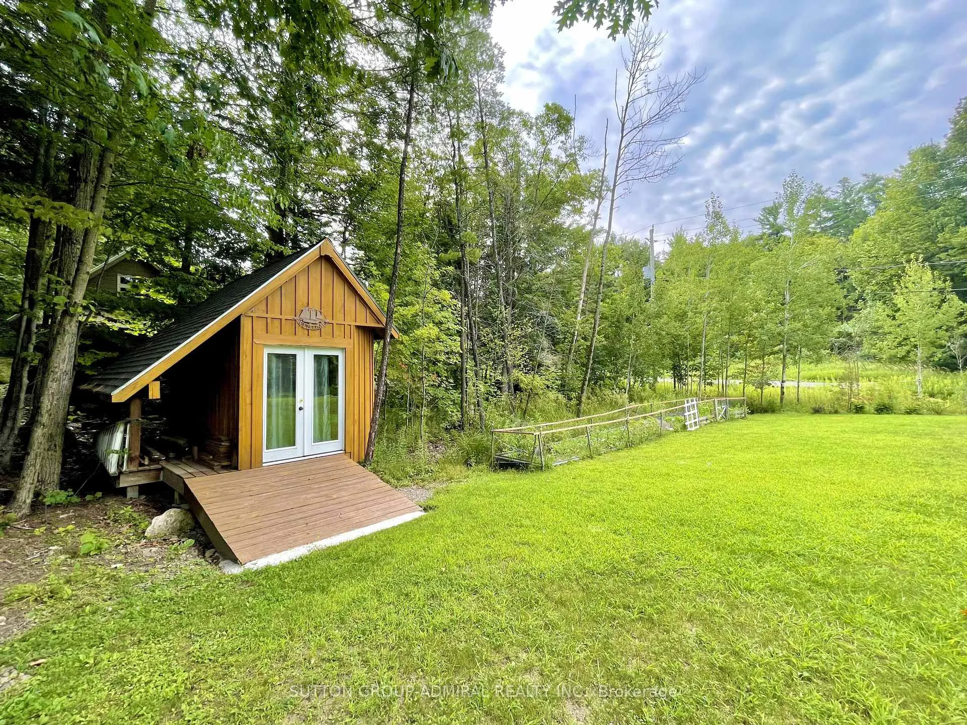 Photo 31 of 1579 Golden Beach Road, Bracebridge, Monck (Bracebridge) — HOMEH