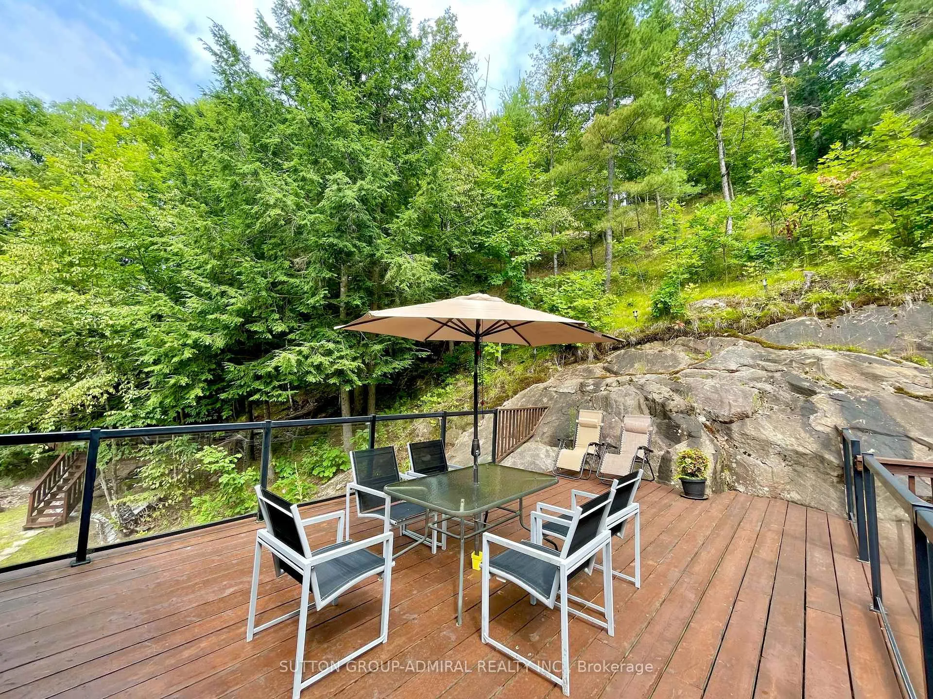 Photo 35 of 1579 Golden Beach Road, Bracebridge, Monck (Bracebridge) — HOMEH