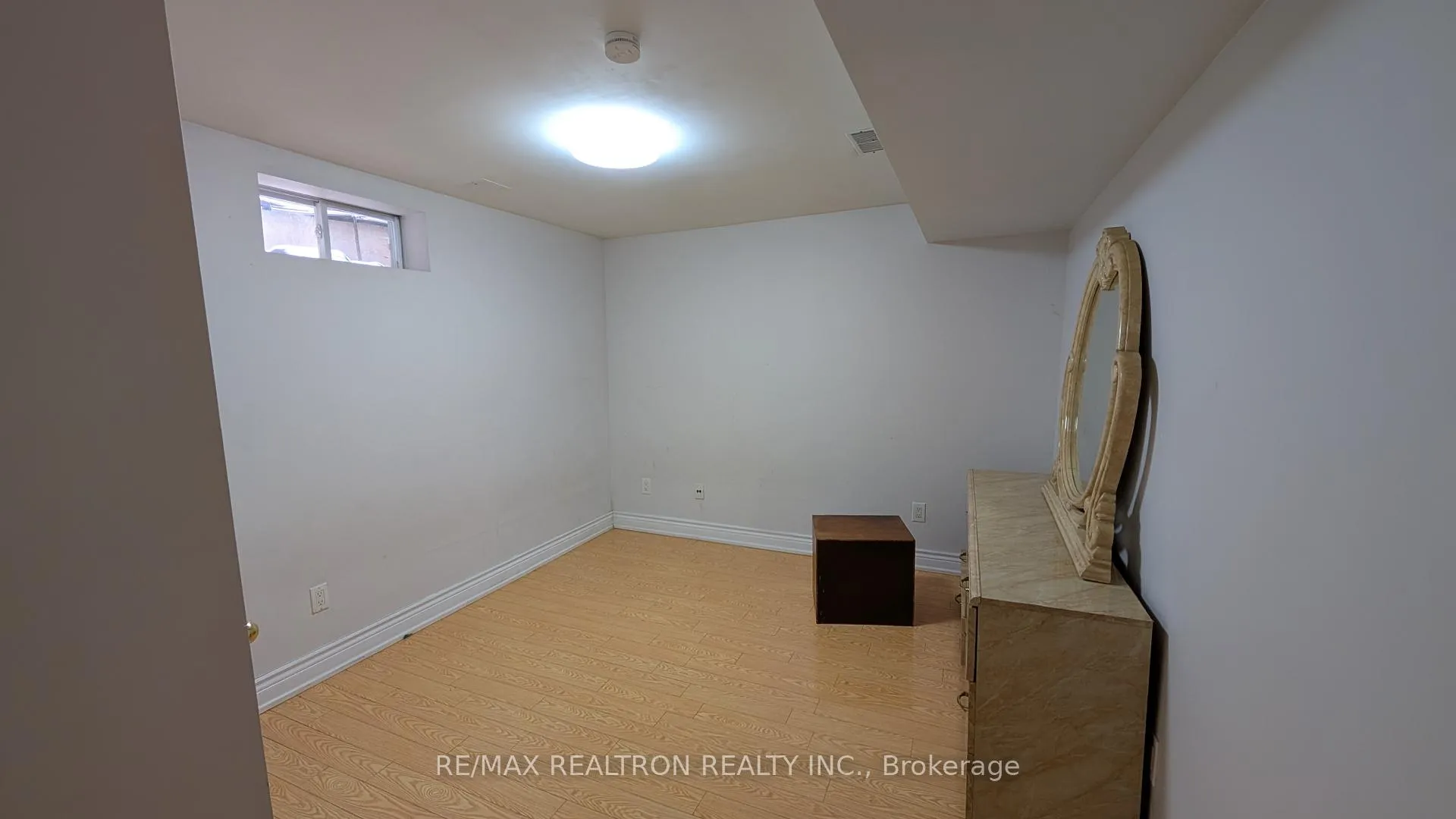 Photo 3 of Unit Bsmt, 84 Apollo Road, Markham, Middlefield — HOMEH