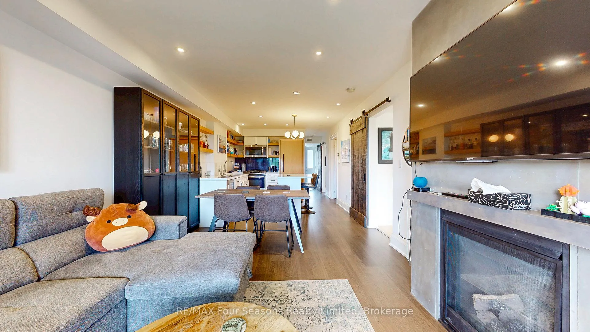 Photo 2 of Unit 203, 6 Anchorage Crescent, Collingwood — HOMEH