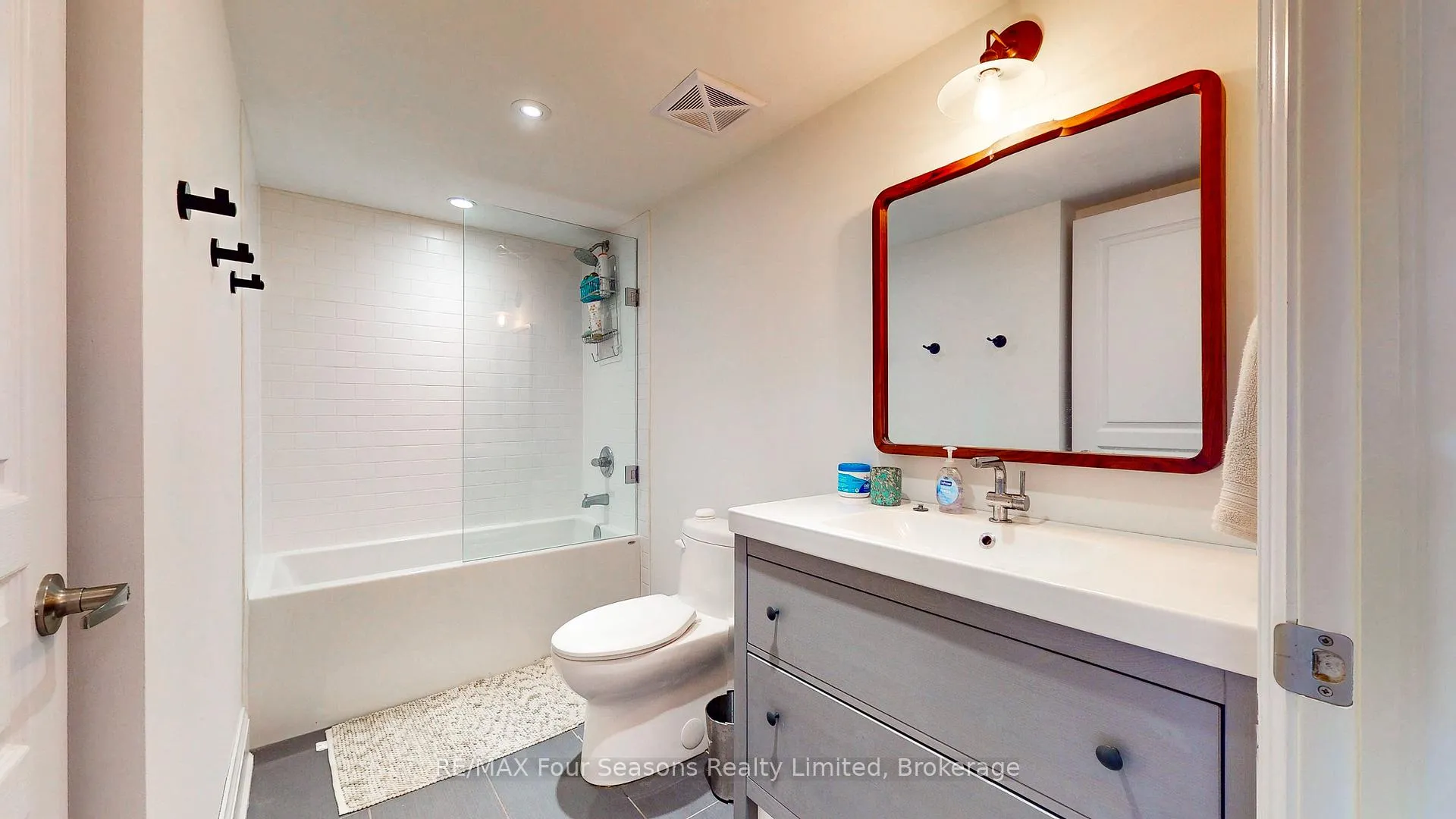 Photo 15 of Unit 203, 6 Anchorage Crescent, Collingwood — HOMEH