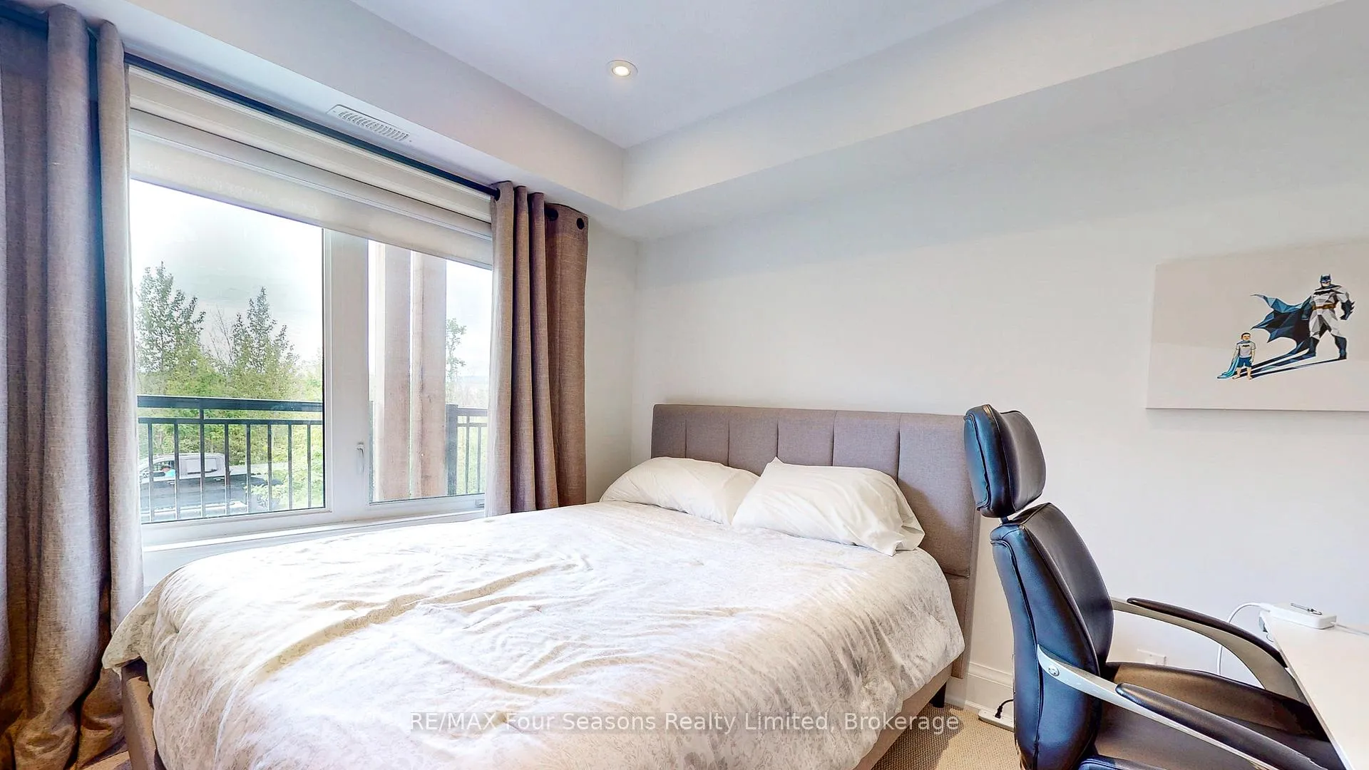 Photo 17 of Unit 203, 6 Anchorage Crescent, Collingwood — HOMEH
