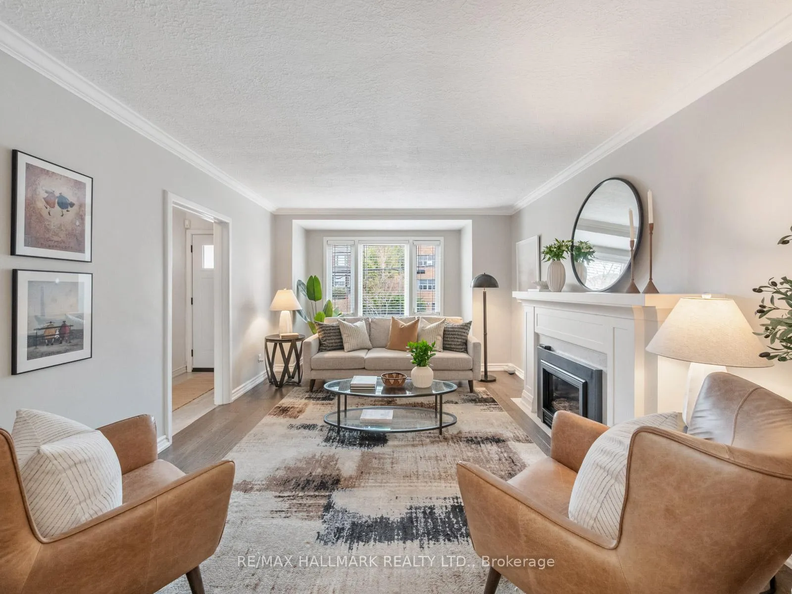 Photo 4 of 8 Glenvale Boulevard, Toronto, Leaside — HOMEH