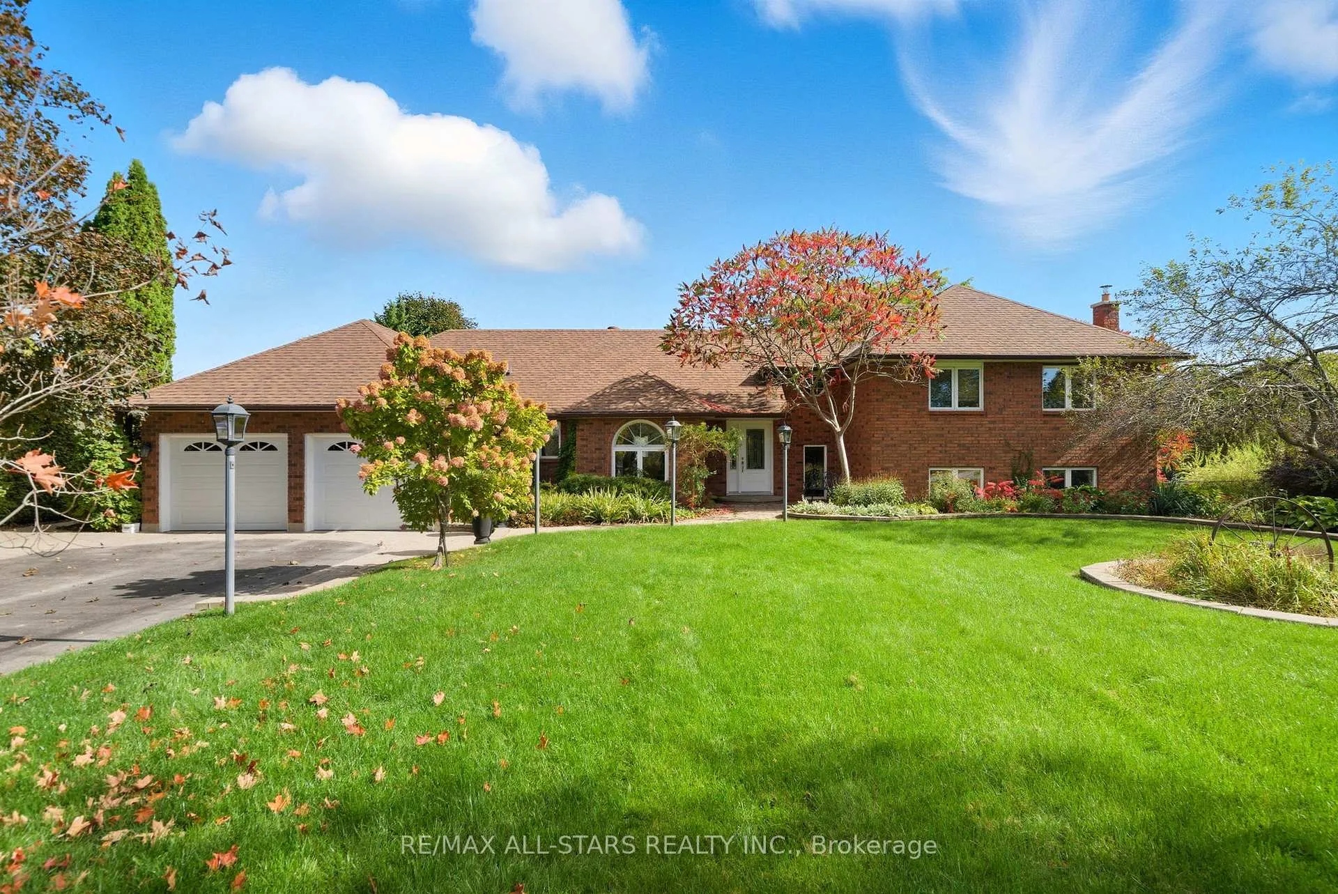 Photo 1 of 242 Stephenson Point Road, Scugog, Port Perry — HOMEH