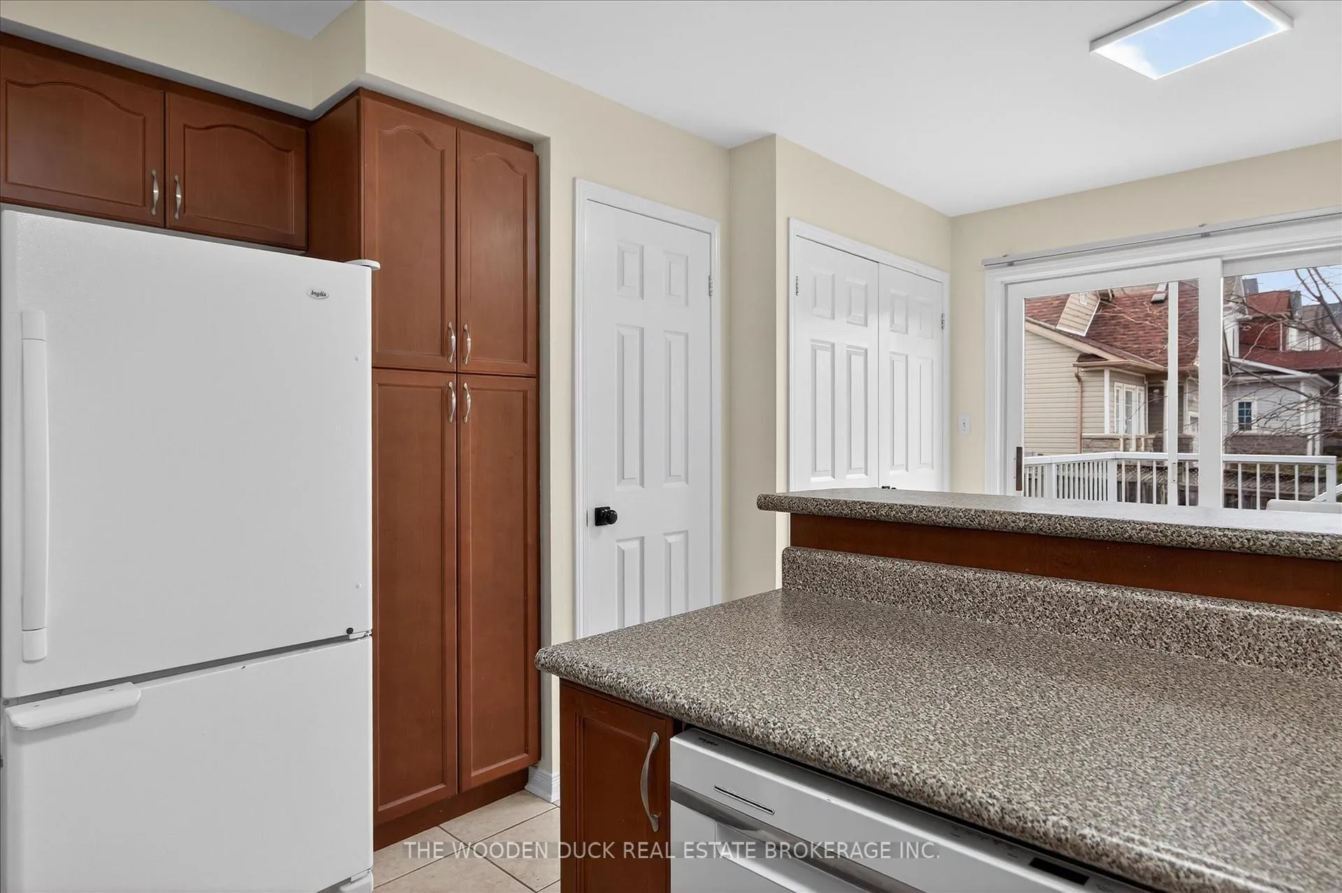 Photo 14 of 204 Evans Drive, Peterborough, Northcrest Ward 5 — HOMEH