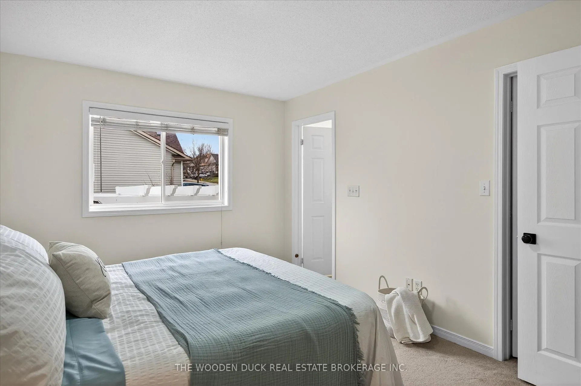 Photo 23 of 204 Evans Drive, Peterborough, Northcrest Ward 5 — HOMEH