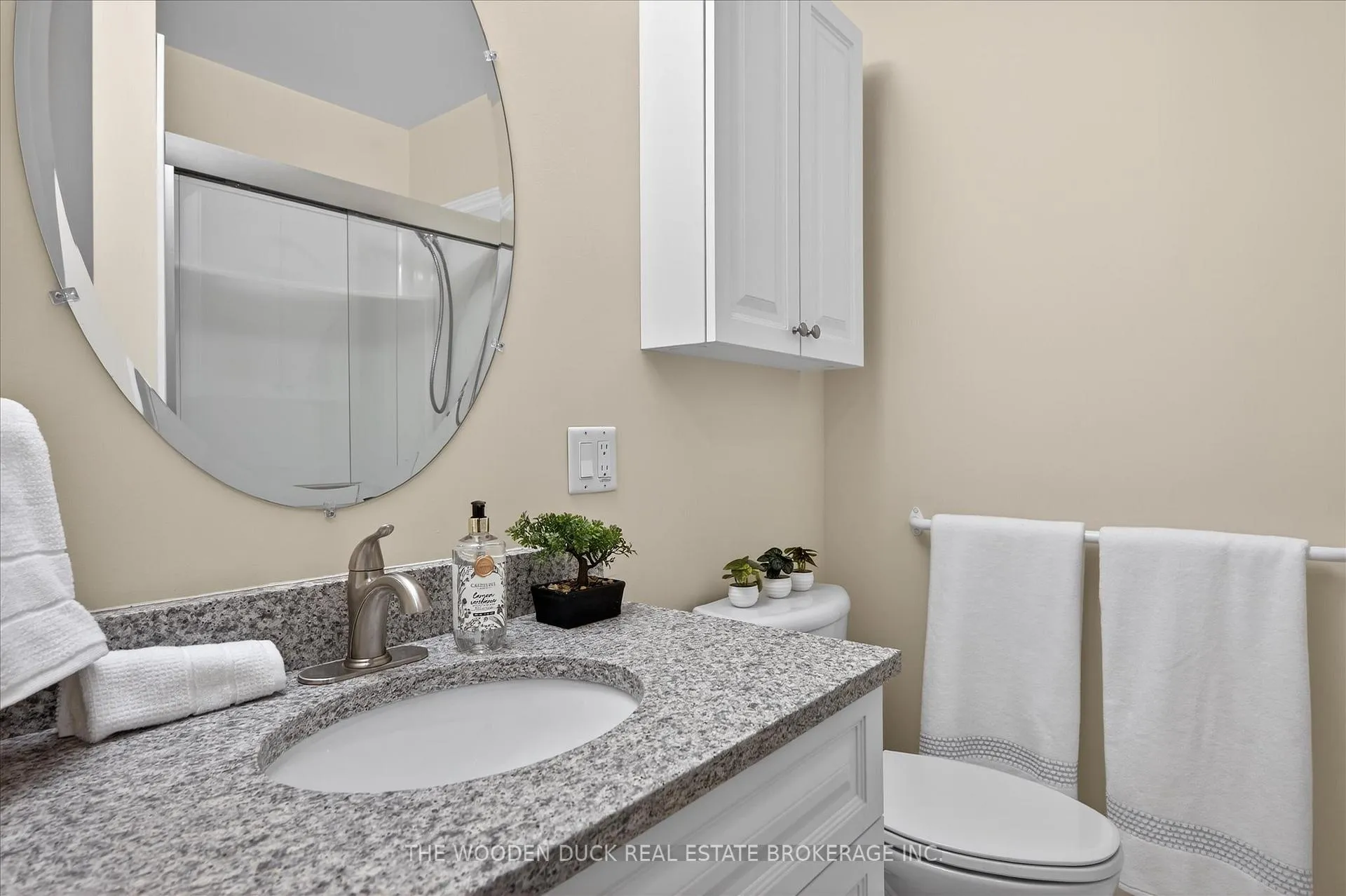 Photo 39 of 204 Evans Drive, Peterborough, Northcrest Ward 5 — HOMEH