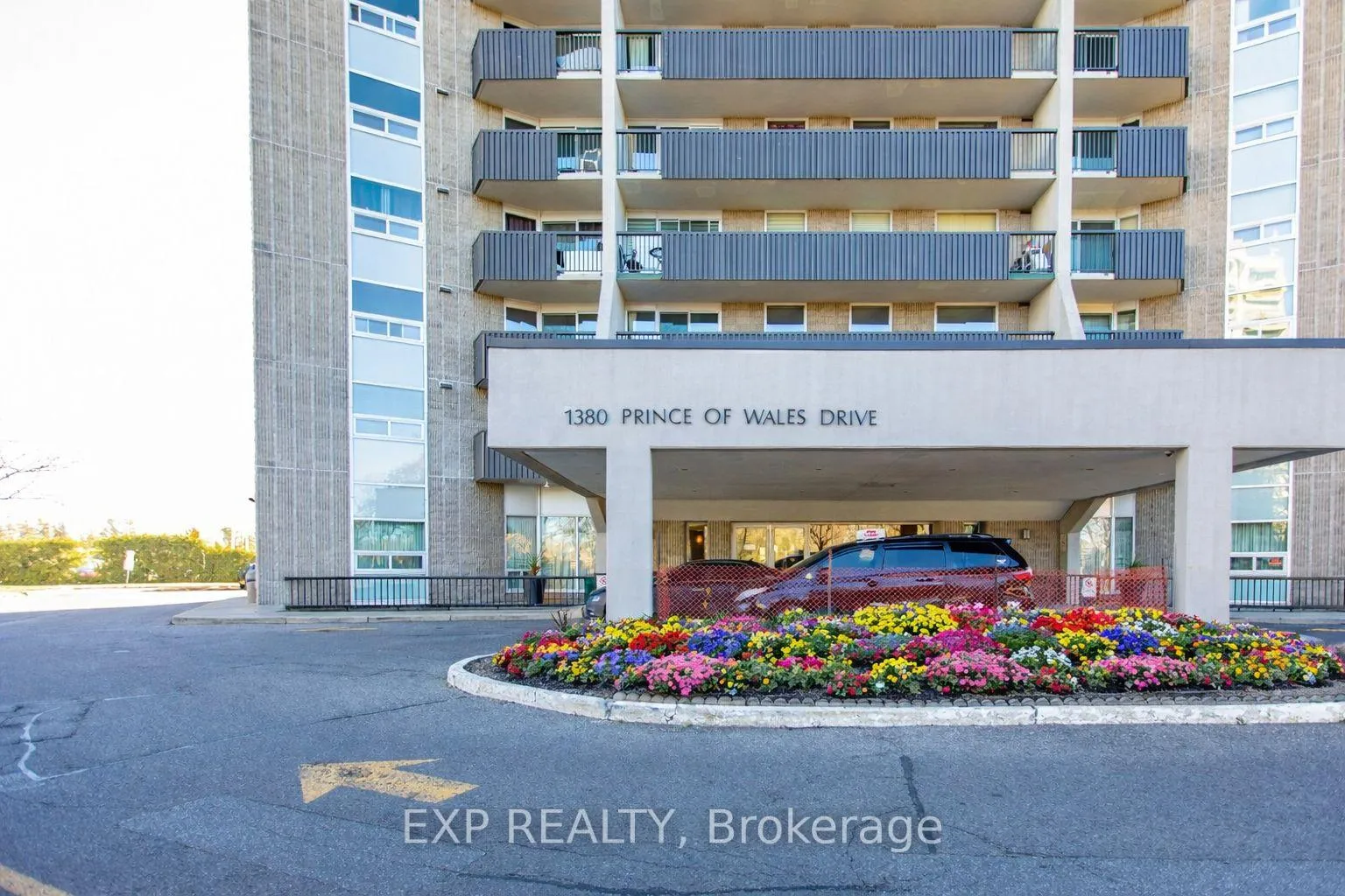 Front of Unit 609, 1380 Prince Of Wales Drive