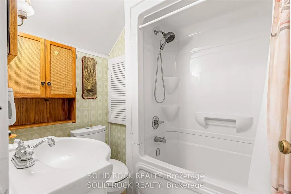 Photo 21 of 352 New Street, Edwardsburgh/Cardinal, Town of Cardinal — HOMEH