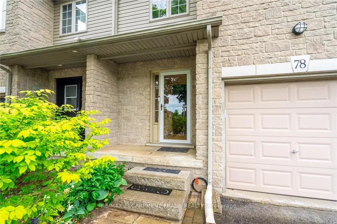 Photo 4 of 78 Foxborough Drive, Hamilton, Ancaster — HOMEH