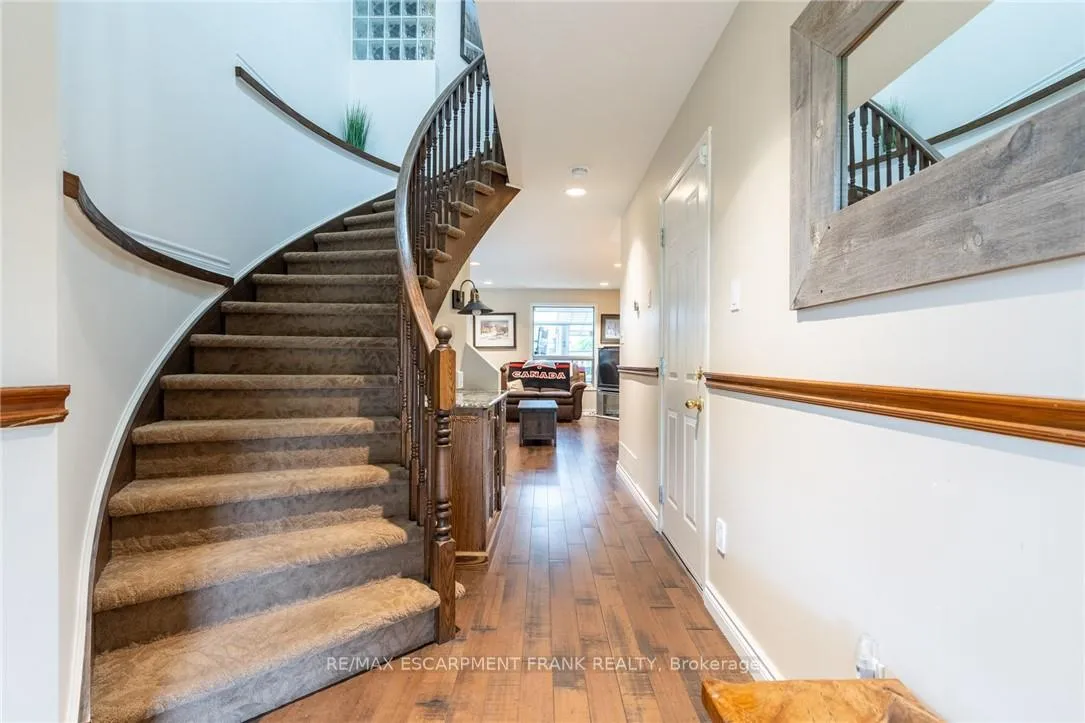 Photo 6 of 78 Foxborough Drive, Hamilton, Ancaster — HOMEH
