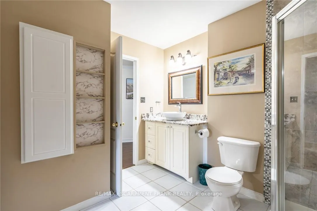 Photo 28 of 78 Foxborough Drive, Hamilton, Ancaster — HOMEH