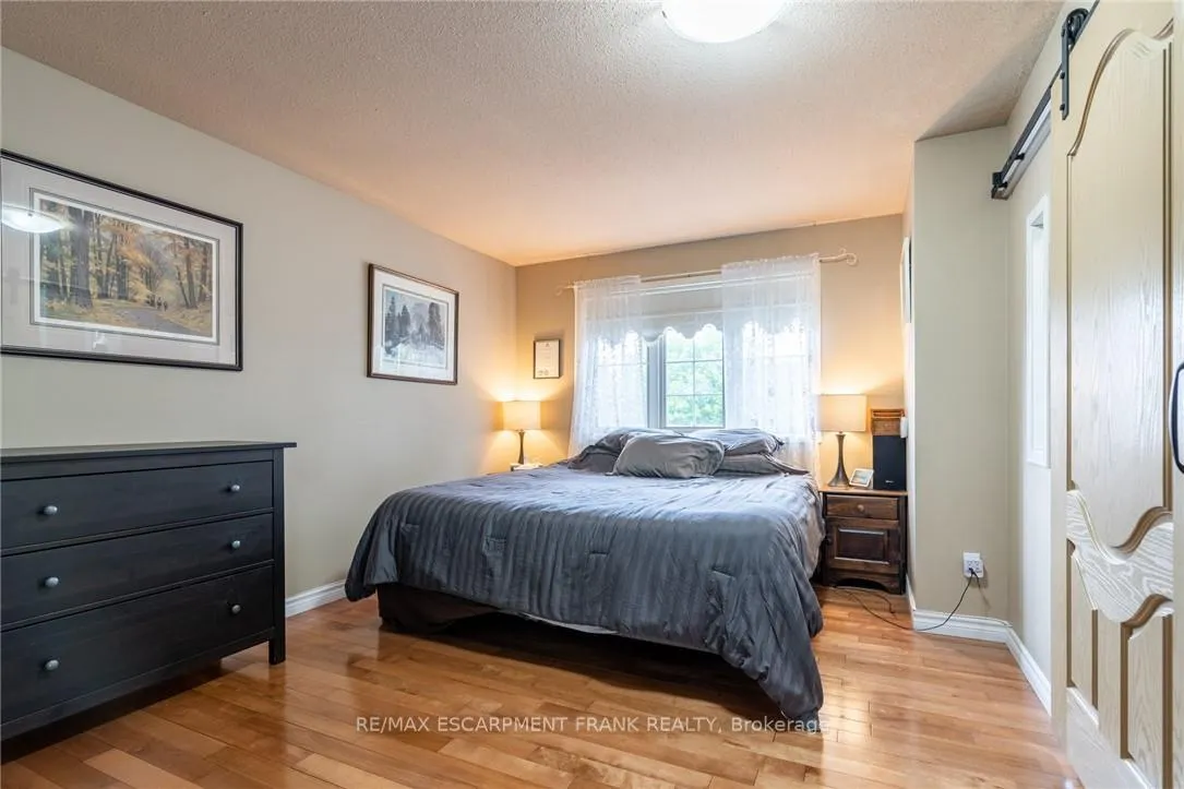 Photo 29 of 78 Foxborough Drive, Hamilton, Ancaster — HOMEH