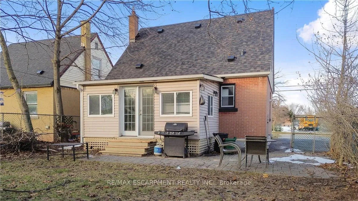 Photo 17 of 776 Britannia Avenue, Hamilton, McQuesten — HOMEH