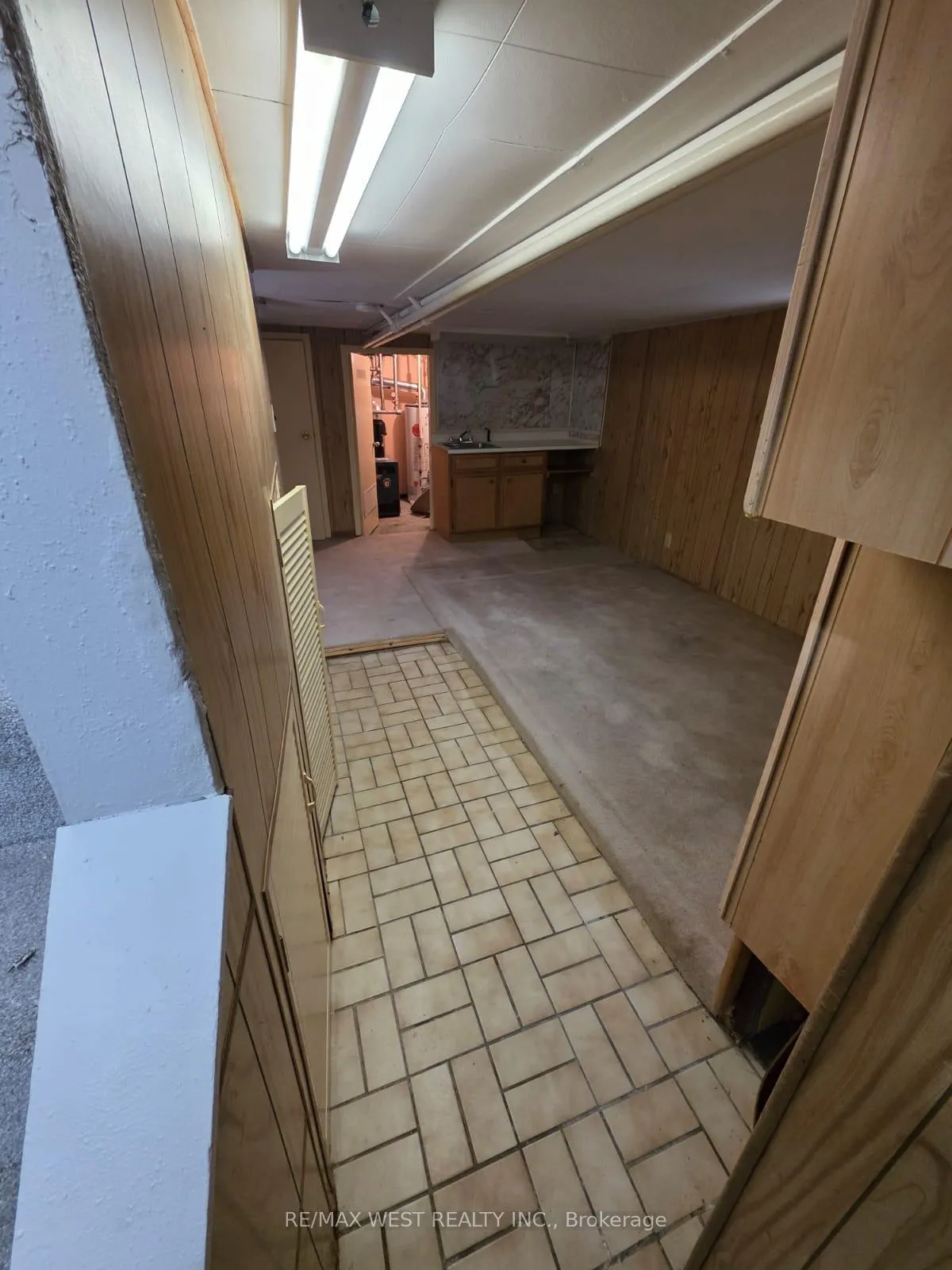 Photo 7 of 160 King Edward Avenue, Toronto, Woodbine-Lumsden — HOMEH