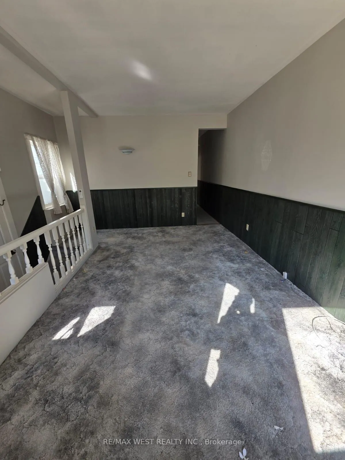 Photo 9 of 160 King Edward Avenue, Toronto, Woodbine-Lumsden — HOMEH