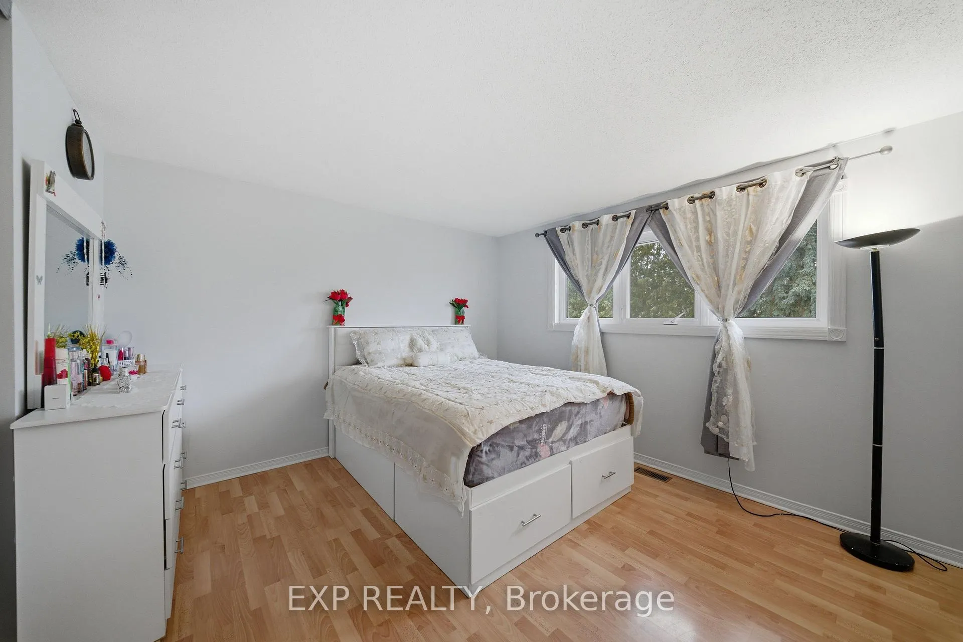 Photo 20 of 180 Equestrian Drive, Ottawa, Kanata - Bridlewood — HOMEH