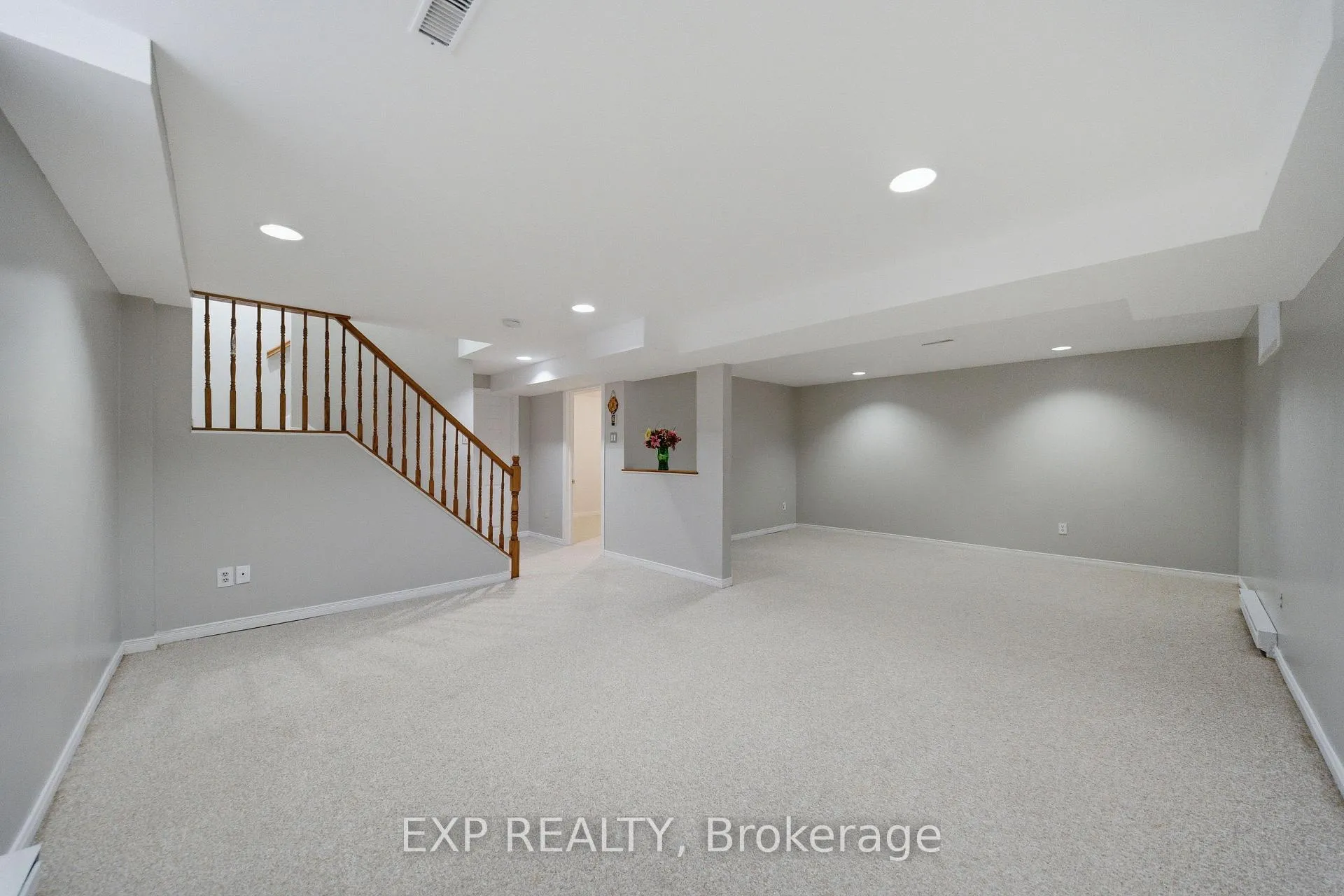 Photo 27 of 180 Equestrian Drive, Ottawa, Kanata - Bridlewood — HOMEH