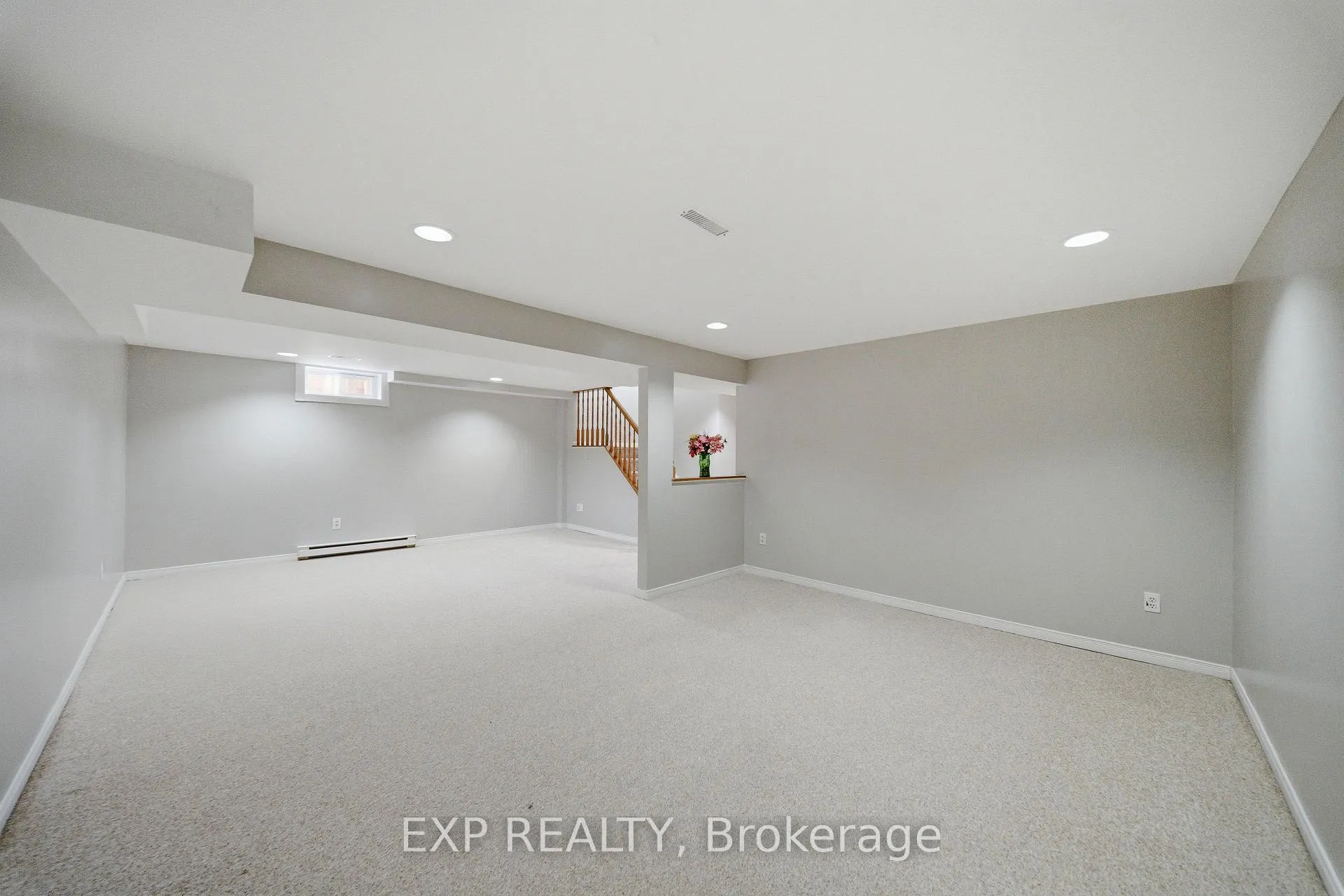 Photo 28 of 180 Equestrian Drive, Ottawa, Kanata - Bridlewood — HOMEH
