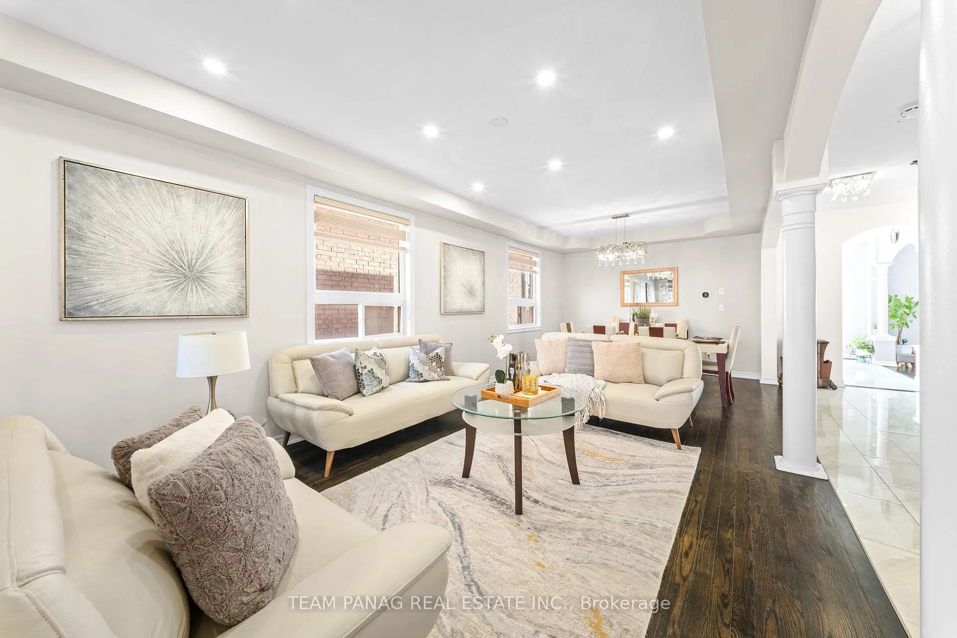 Photo 10 of 502 Fernforest Drive, Brampton, Sandringham-Wellington — HOMEH