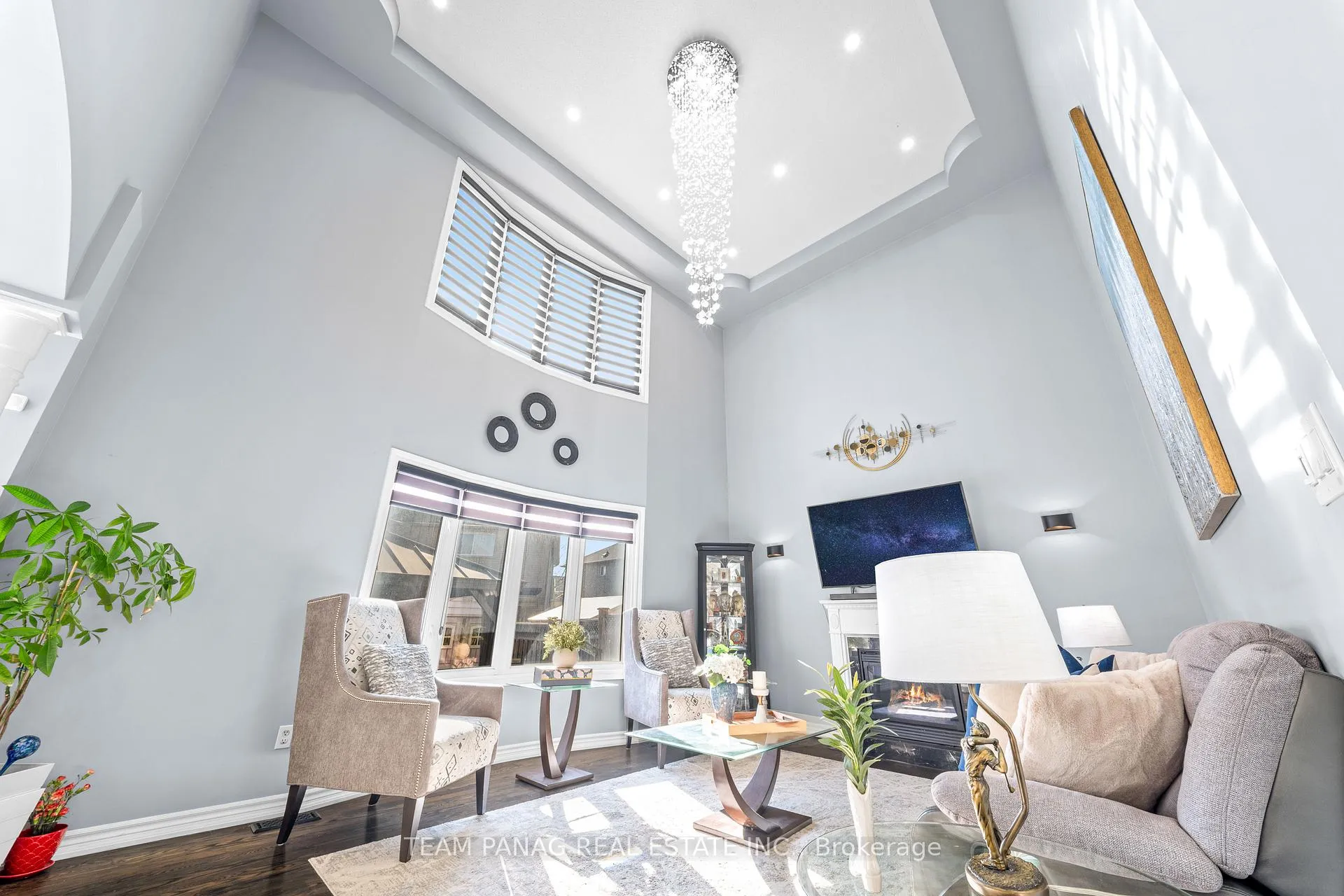 Photo 21 of 502 Fernforest Drive, Brampton, Sandringham-Wellington — HOMEH