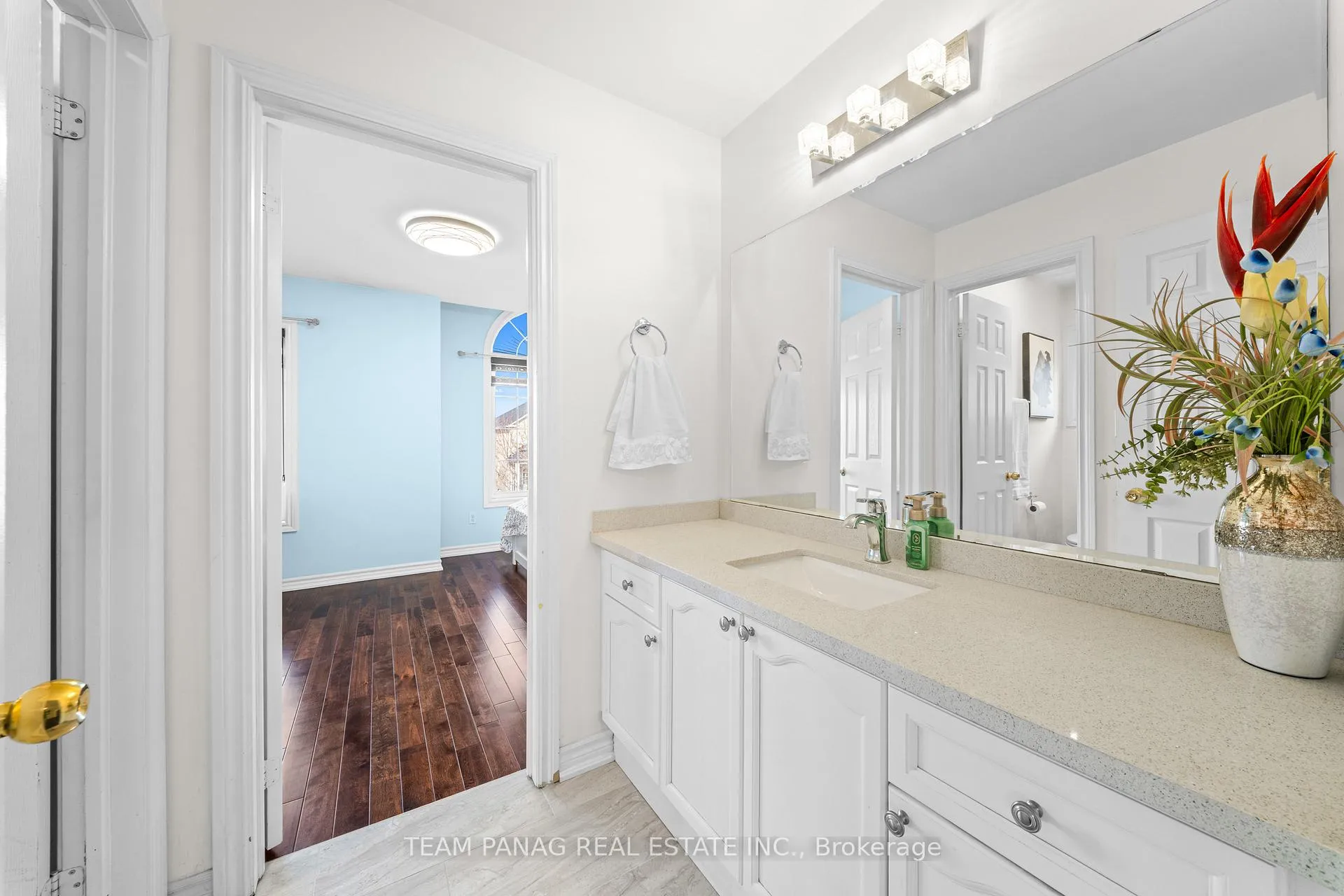 Photo 34 of 502 Fernforest Drive, Brampton, Sandringham-Wellington — HOMEH