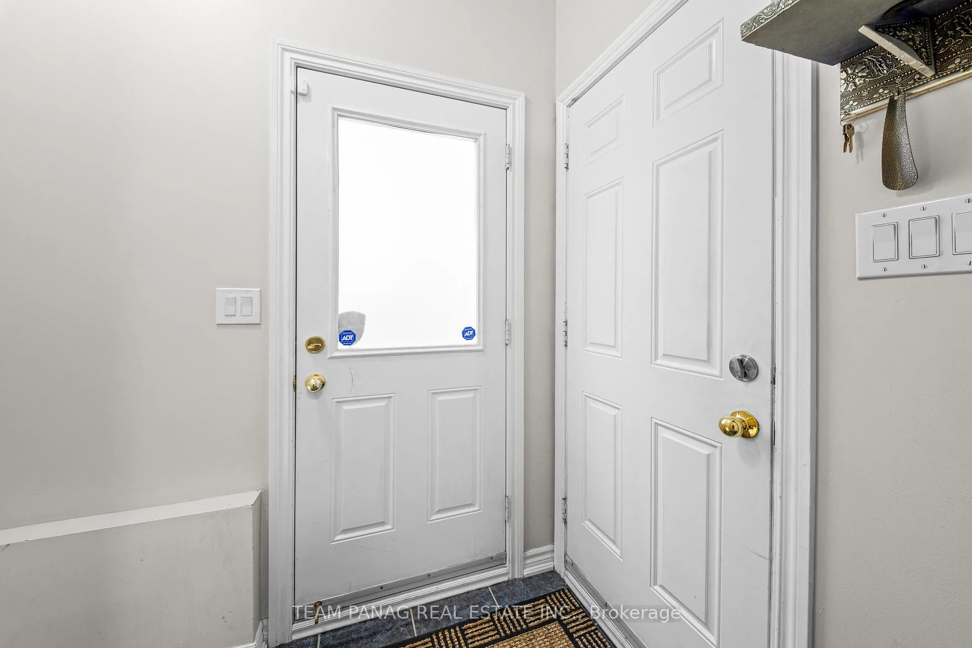 Photo 38 of 502 Fernforest Drive, Brampton, Sandringham-Wellington — HOMEH