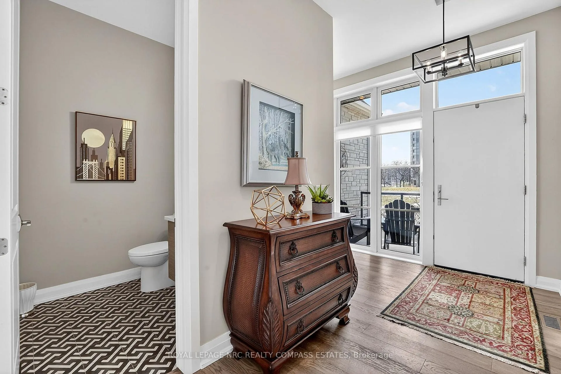 Photo 5 of Unit 4, 50 Tulip Tree Common, St. Catharines, Grapeview — HOMEH