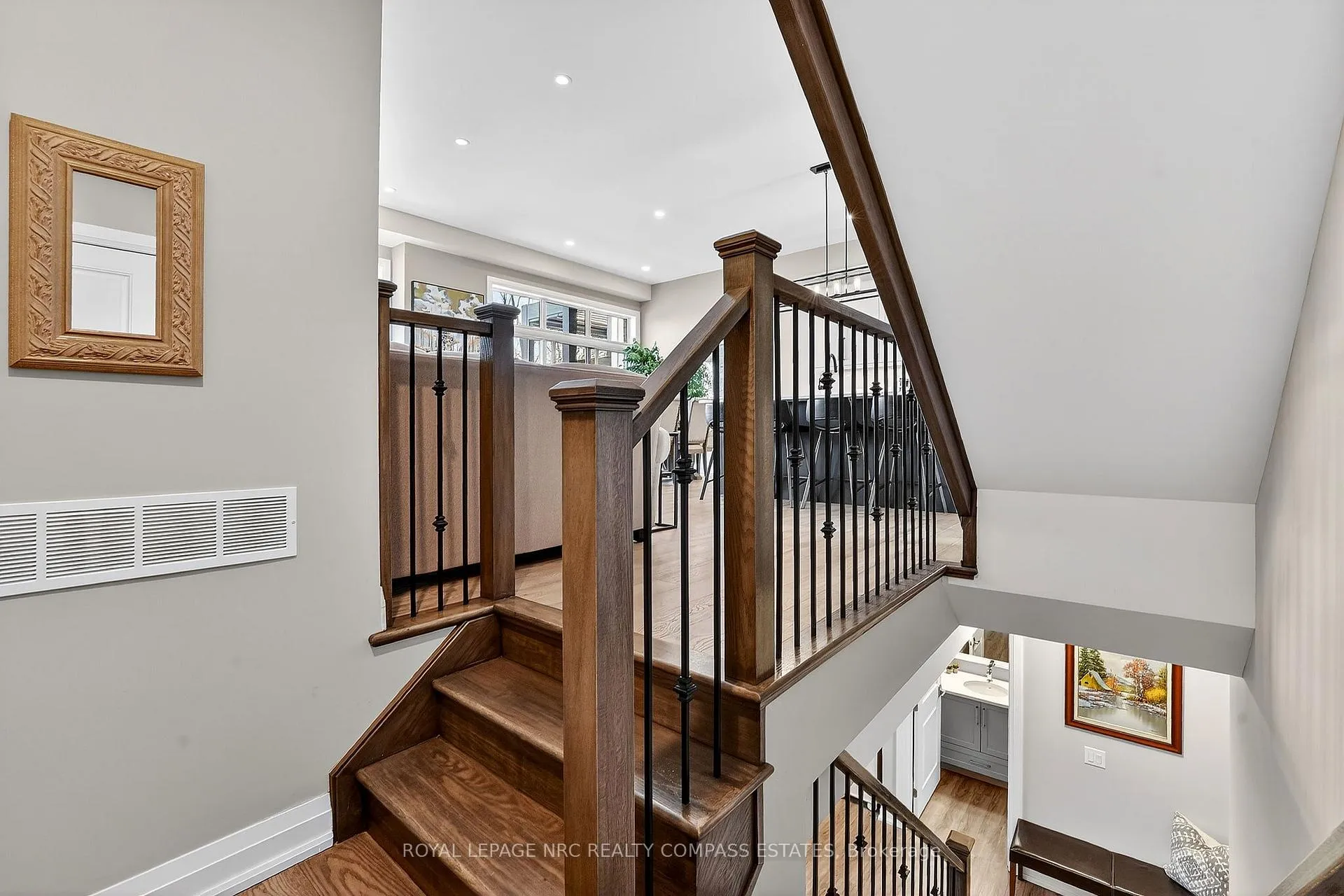 Photo 29 of Unit 4, 50 Tulip Tree Common, St. Catharines, Grapeview — HOMEH