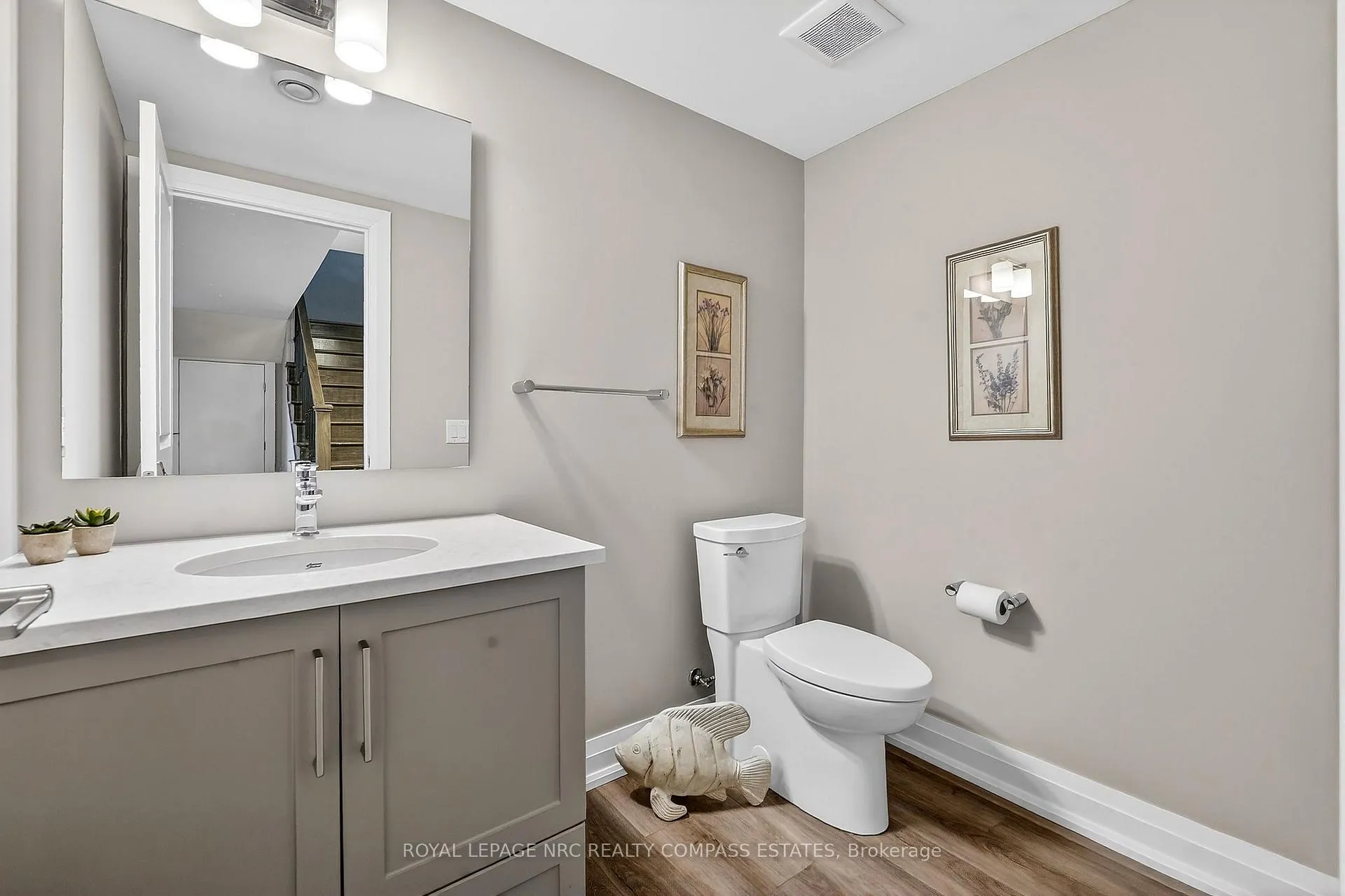 Photo 31 of Unit 4, 50 Tulip Tree Common, St. Catharines, Grapeview — HOMEH