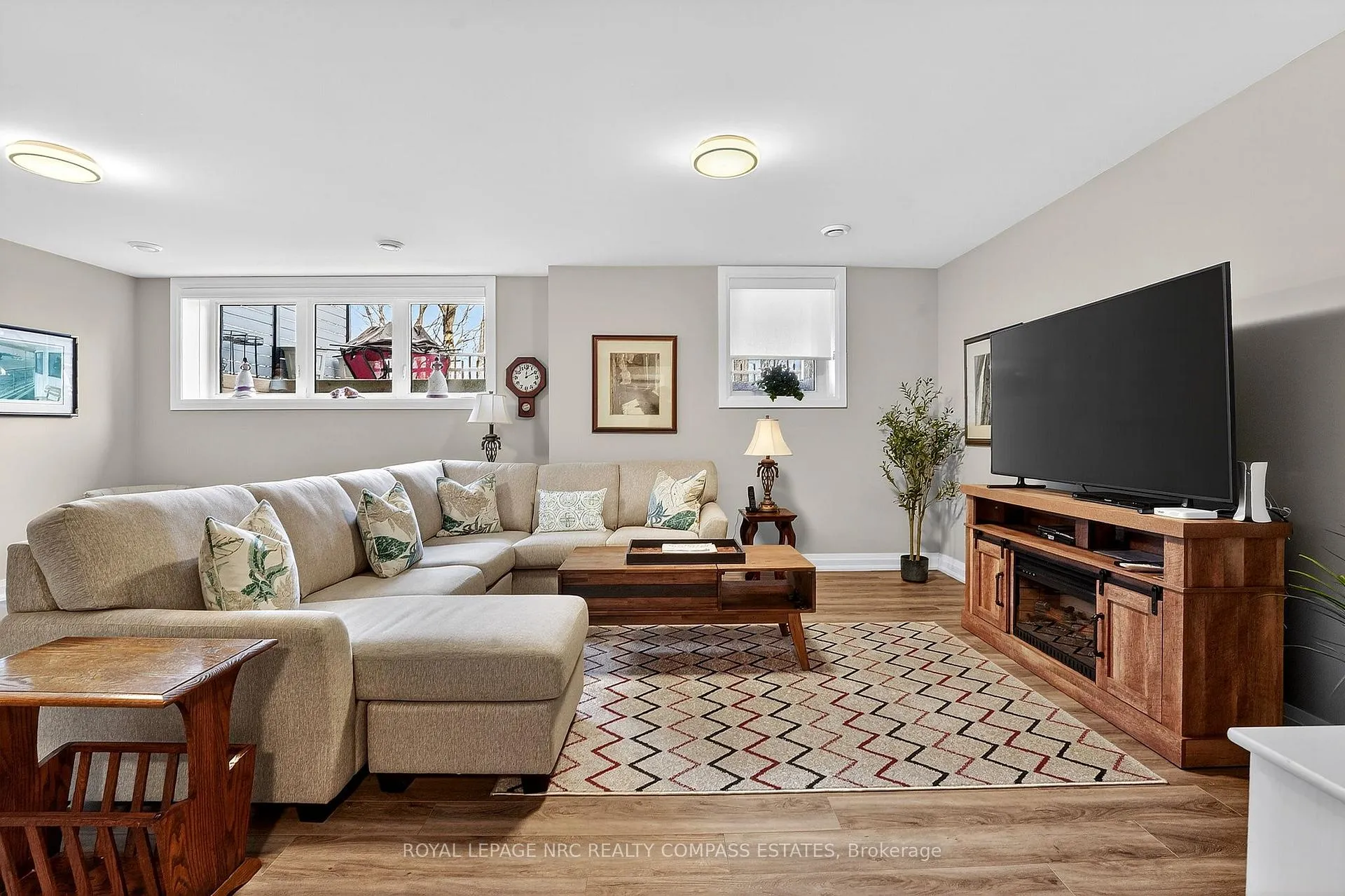 Photo 32 of Unit 4, 50 Tulip Tree Common, St. Catharines, Grapeview — HOMEH