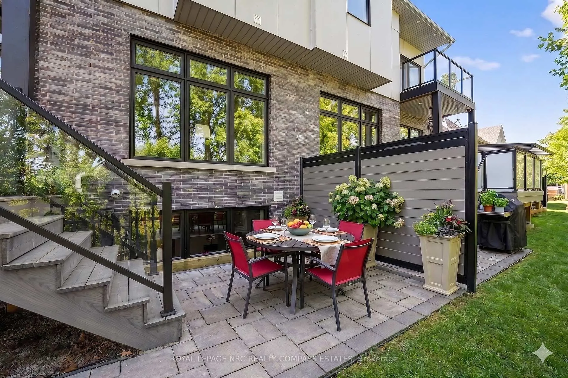 Photo 37 of Unit 4, 50 Tulip Tree Common, St. Catharines, Grapeview — HOMEH