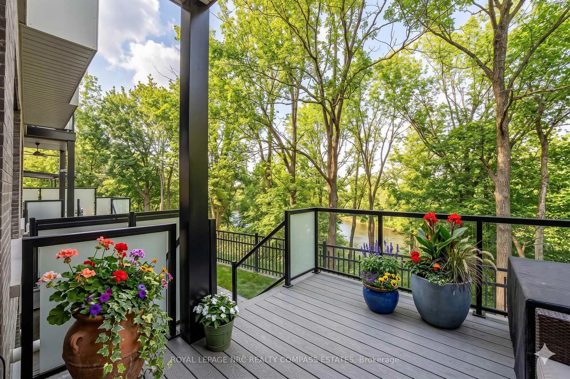 Photo 38 of Unit 4, 50 Tulip Tree Common, St. Catharines, Grapeview — HOMEH