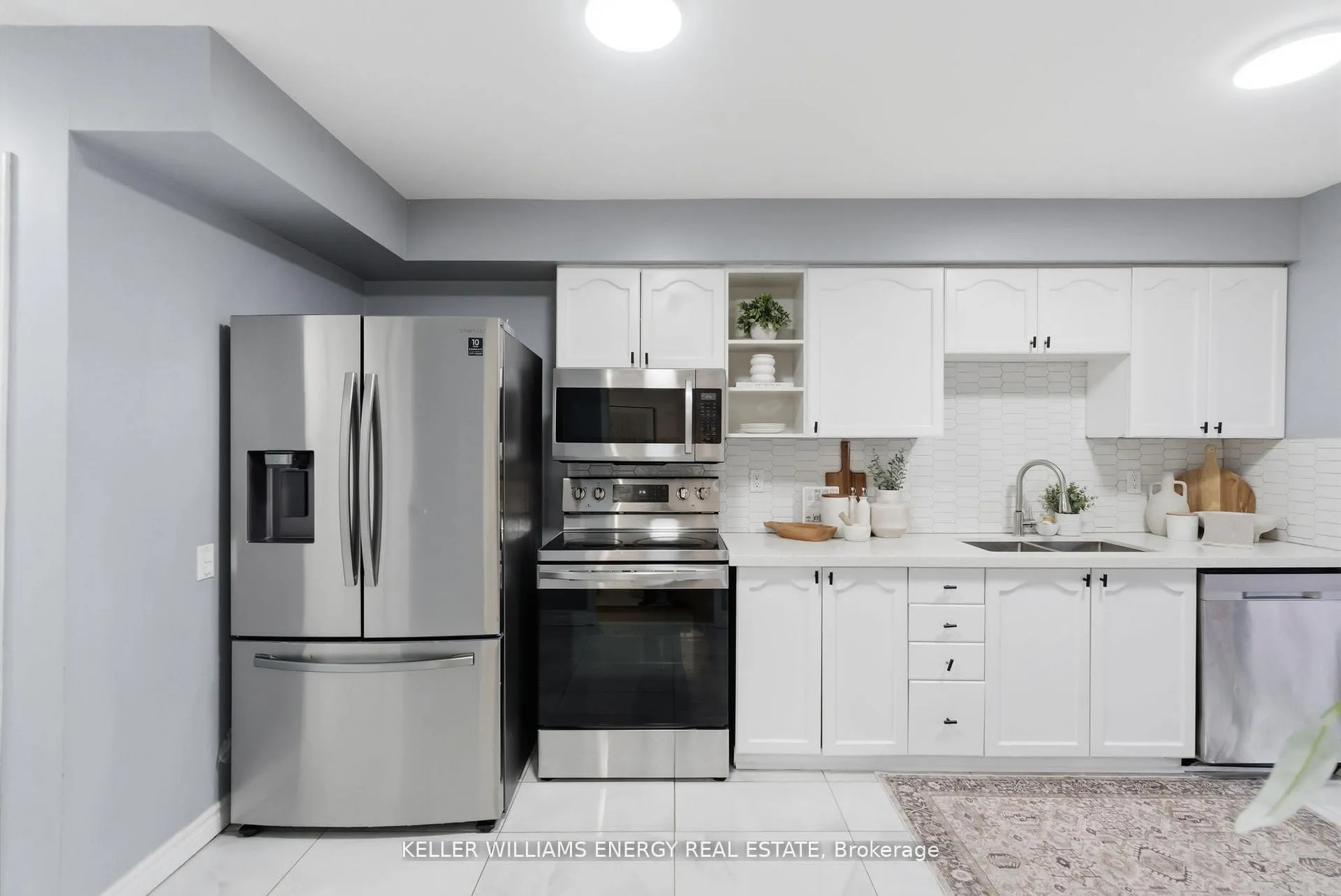 Photo 10 of 332 Elgin Street W, Oshawa, McLaughlin — HOMEH