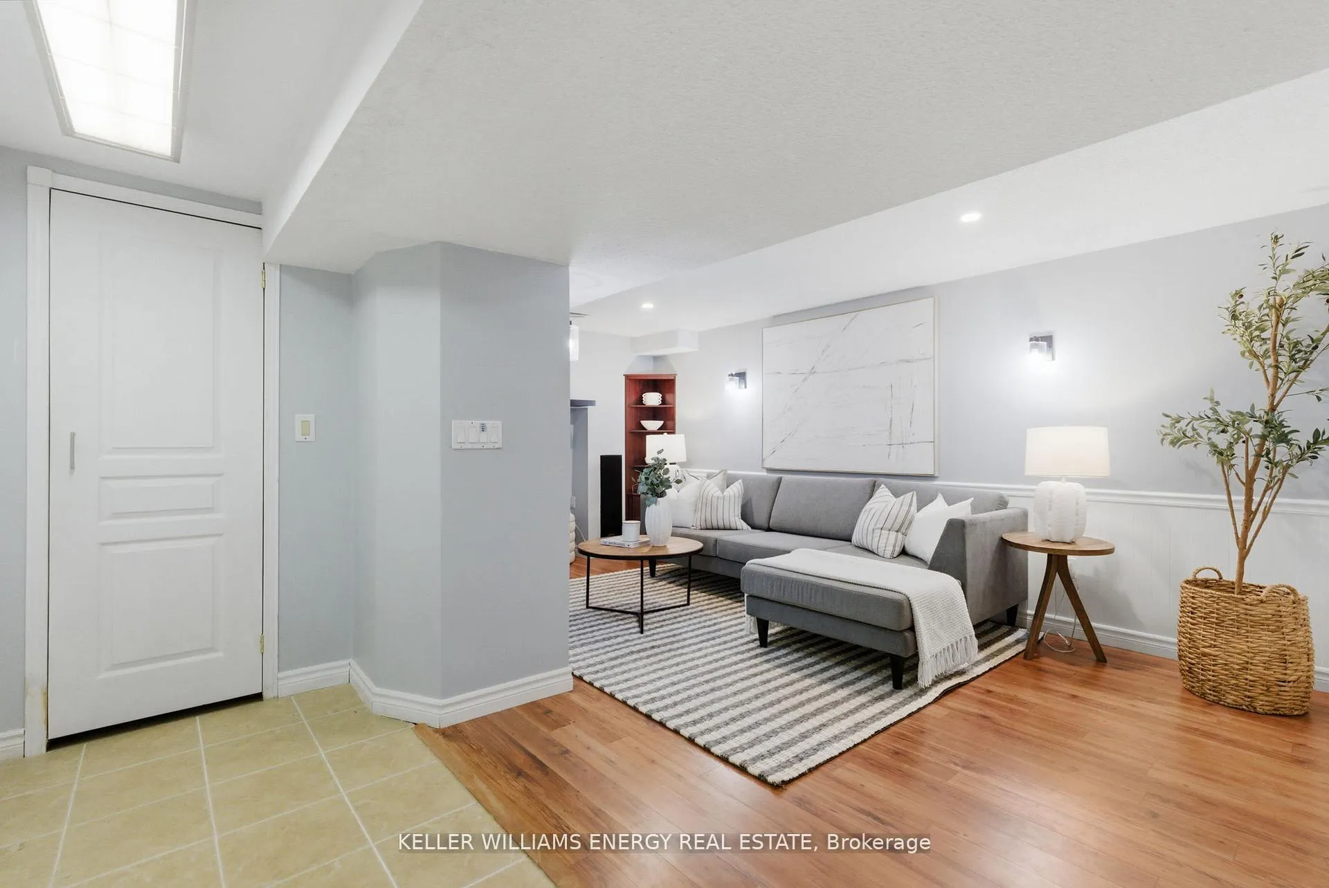 Photo 26 of 332 Elgin Street W, Oshawa, McLaughlin — HOMEH