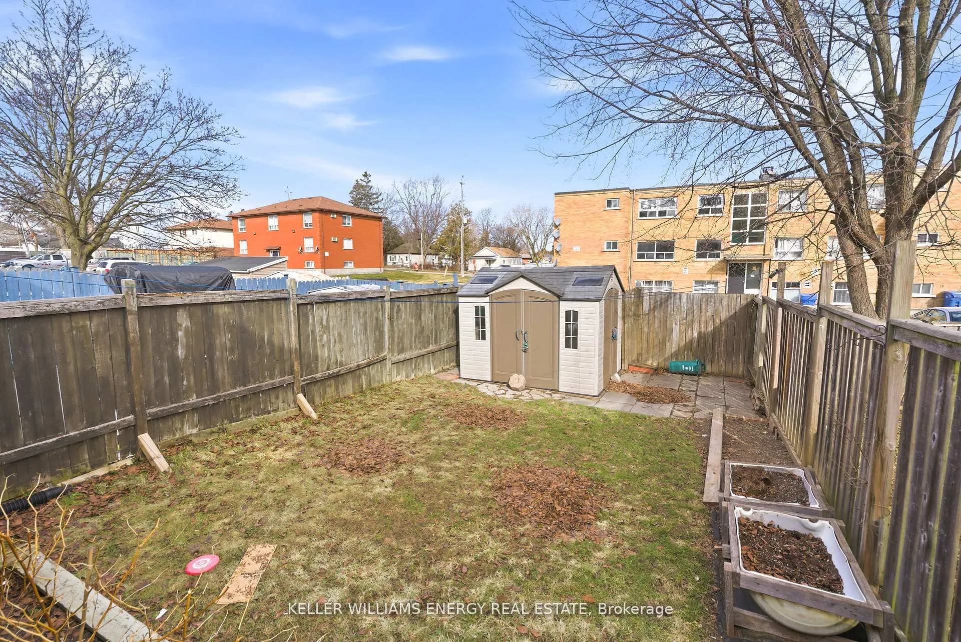 Photo 31 of 332 Elgin Street W, Oshawa, McLaughlin — HOMEH