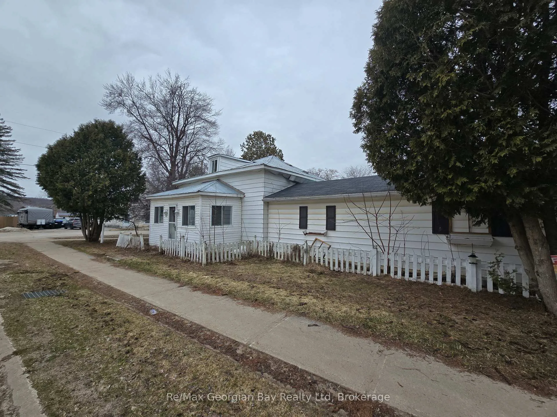 Photo 2 of 8 Mill Street, Severn, Coldwater — HOMEH
