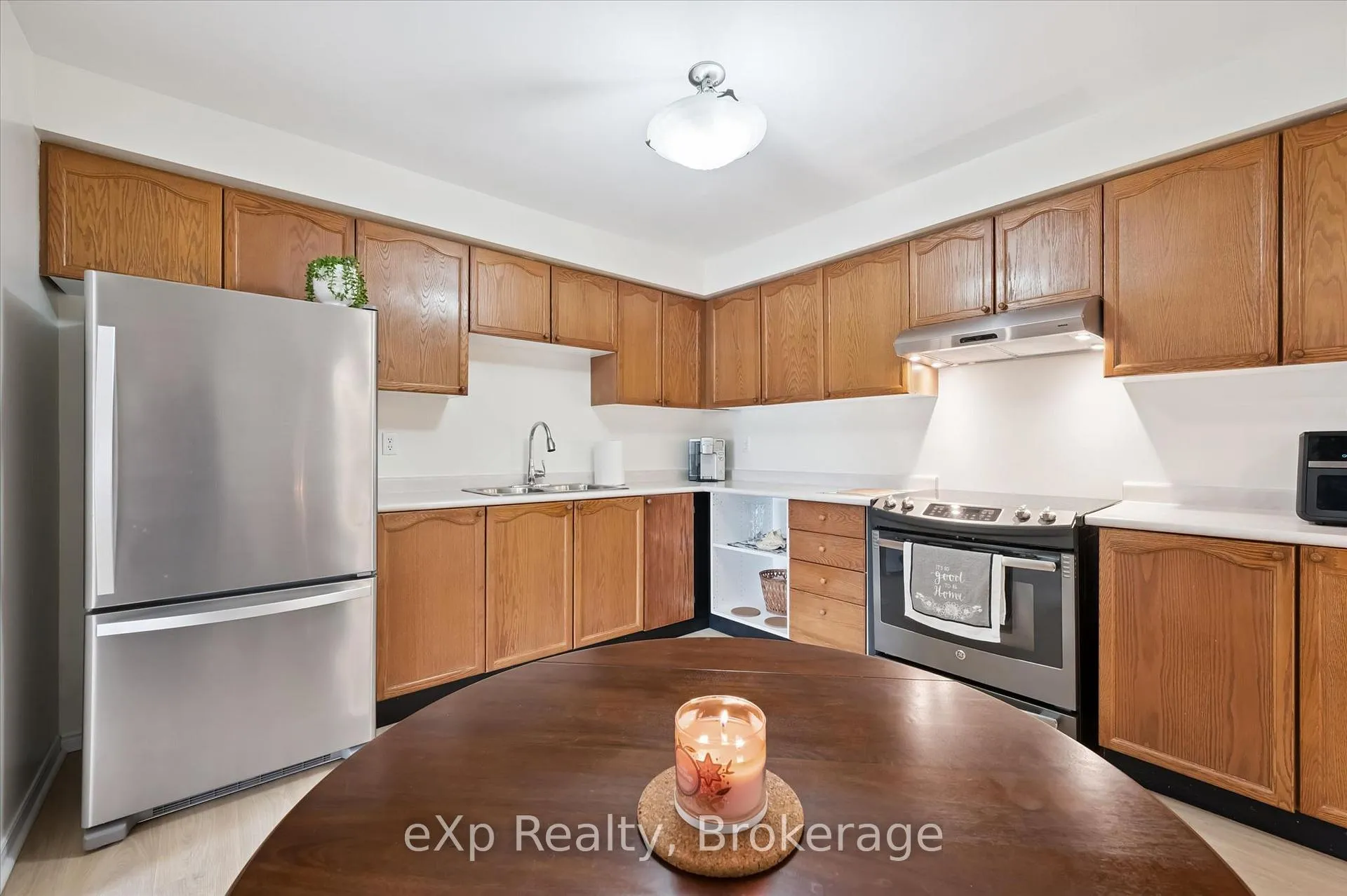 Photo 5 of Unit 212, 456 Janefield Avenue, Guelph, Dovercliffe Park/Old University — HOMEH
