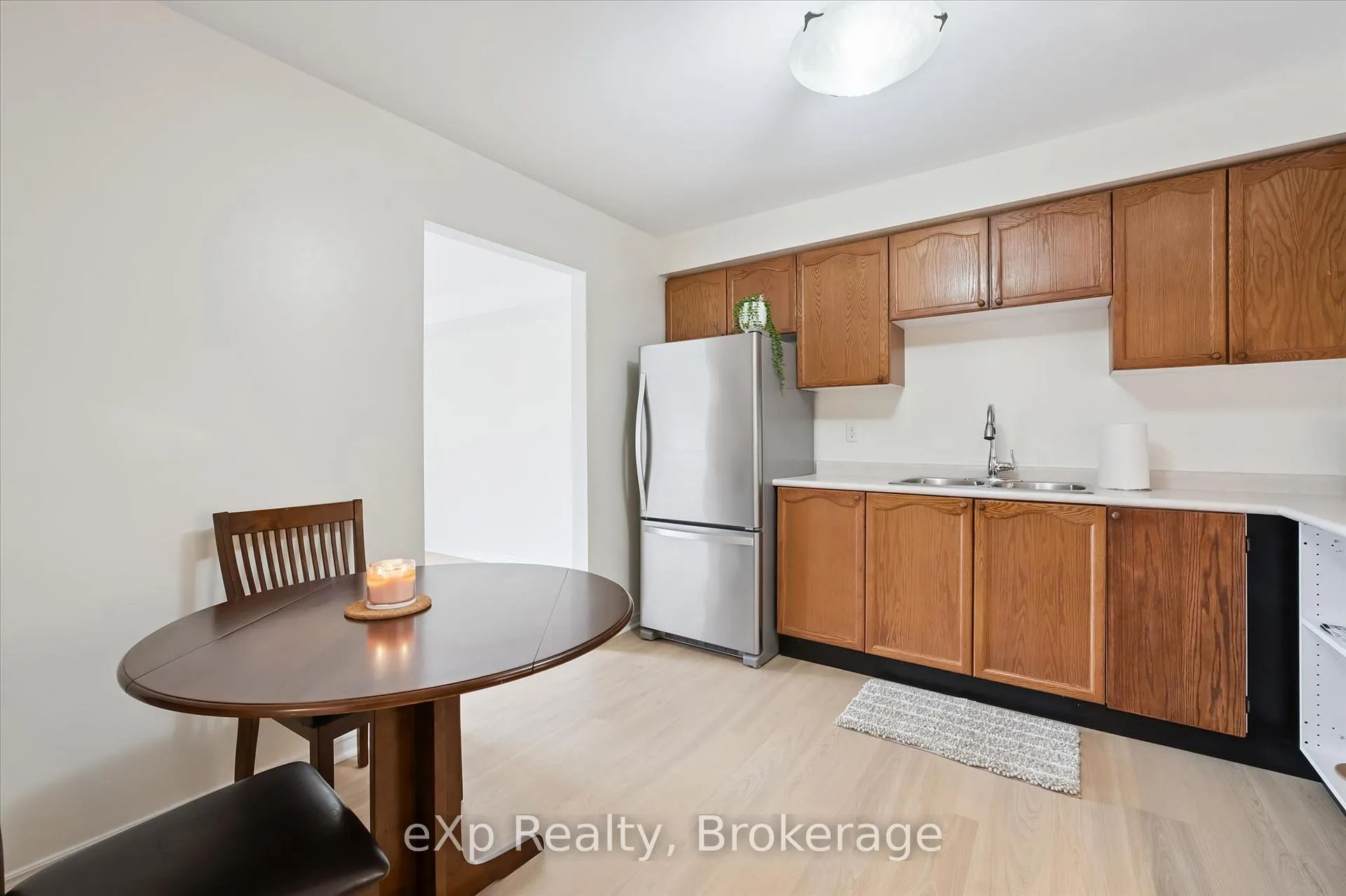 Photo 8 of Unit 212, 456 Janefield Avenue, Guelph, Dovercliffe Park/Old University — HOMEH