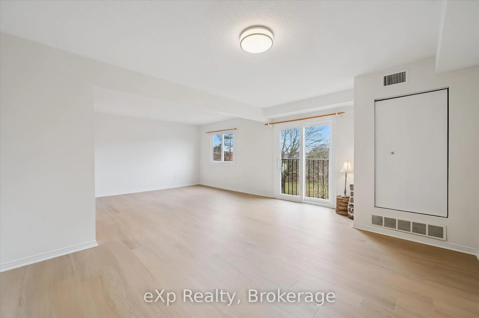 Photo 14 of Unit 212, 456 Janefield Avenue, Guelph, Dovercliffe Park/Old University — HOMEH